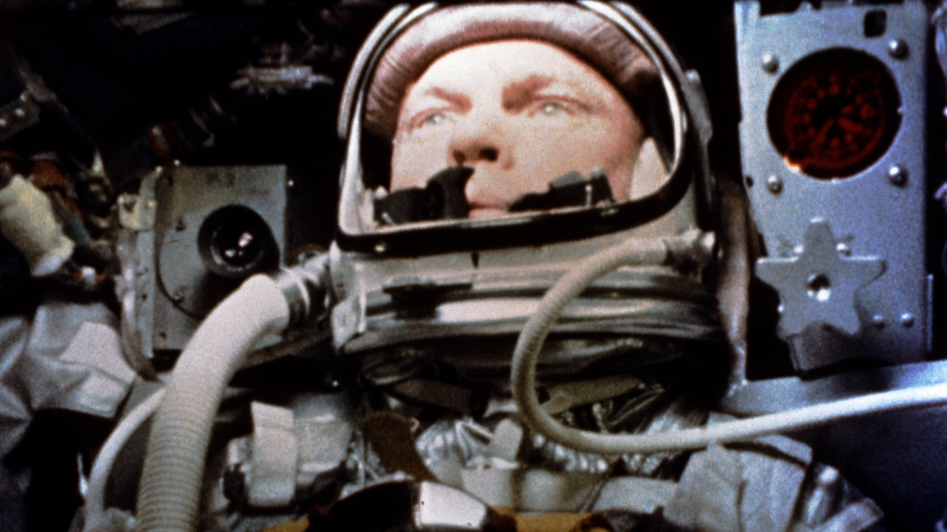 4. Friendship 7 rend le vol orbital réel