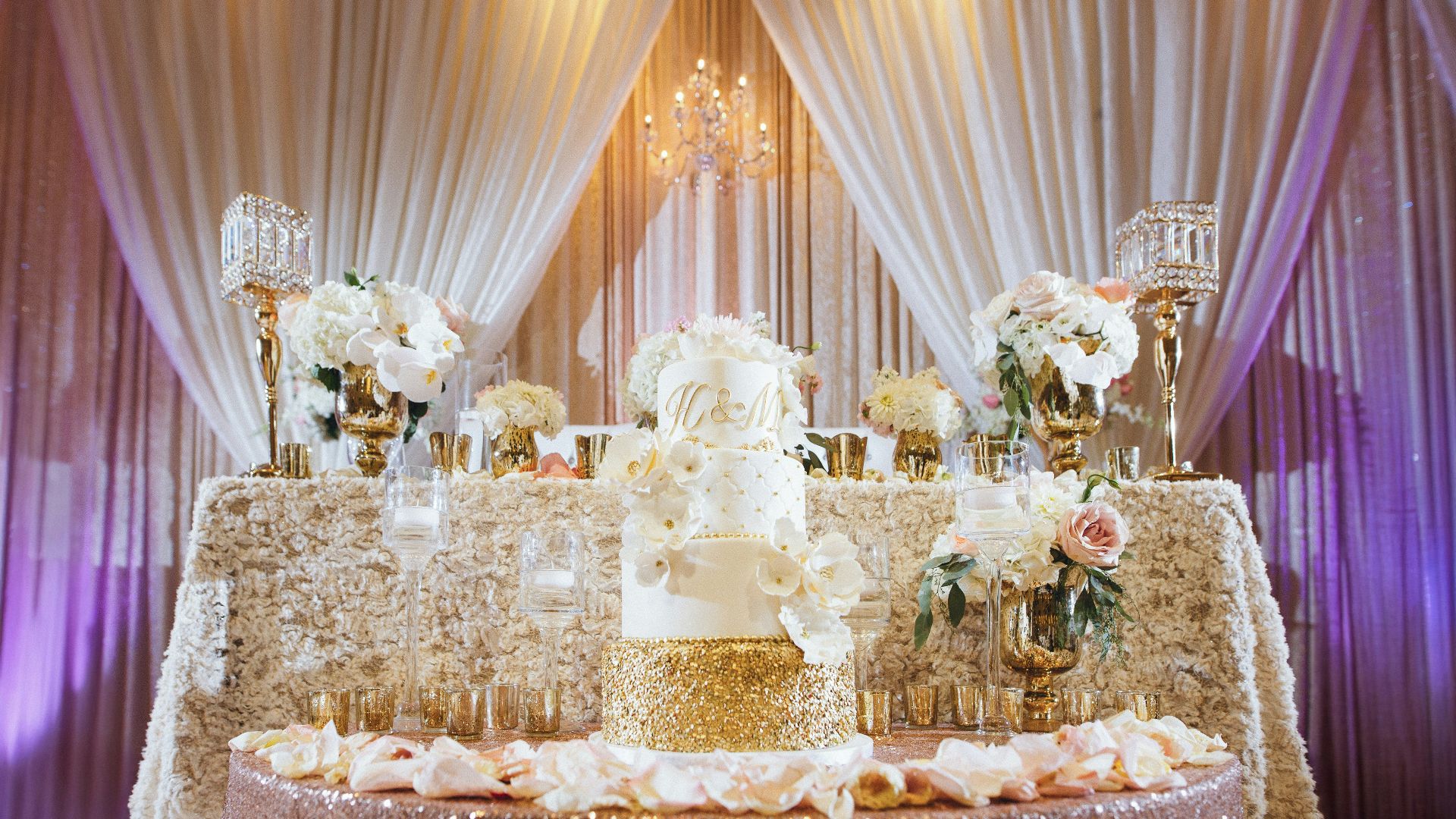 9. Tables d'honneur traditionnelles