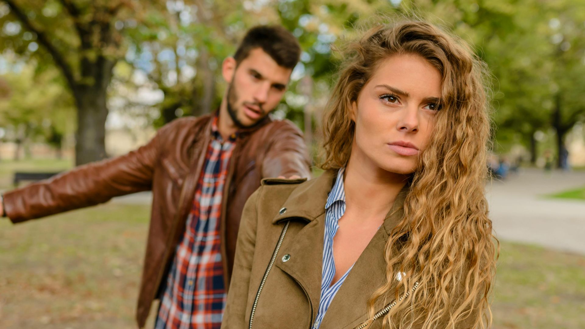 10 signes qui montrent qu’un homme est sérieux avec vous et 10 qui montrent qu’il ne fait que s’amuser