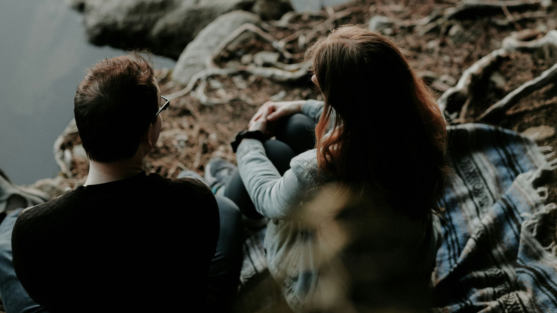 5. Les conversations restent superficielles