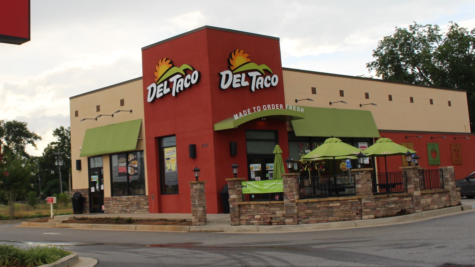 8. Del Taco