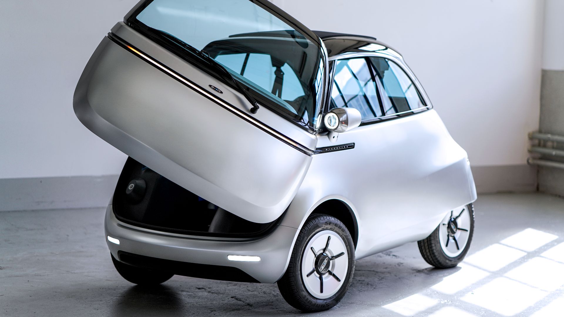 4. Microlino