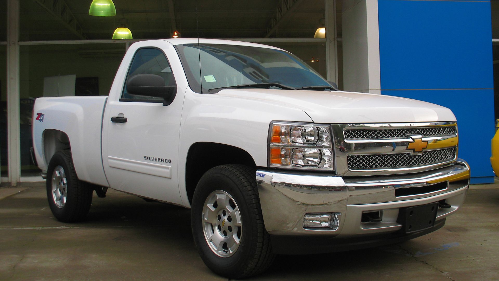 2. GMC Sierra 3500HD Long Bed