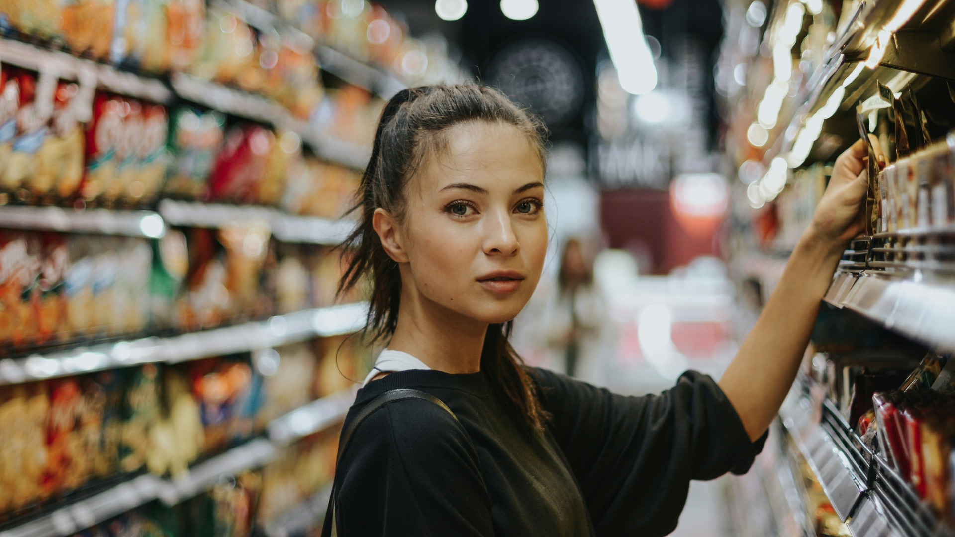 20 astuces psychologiques utilisées par les supermarchés pour vous faire dépenser plus d’argent