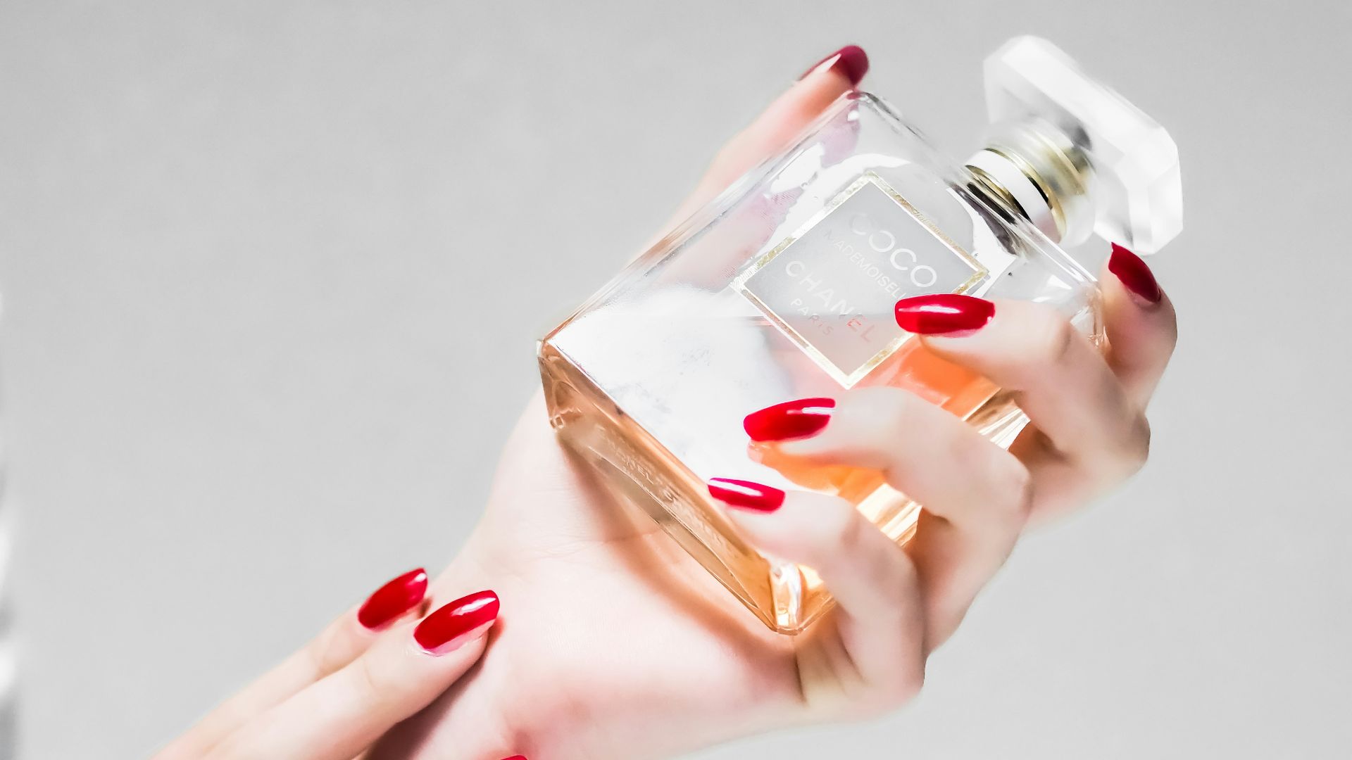 15. Personnalisez grâce à un parfum