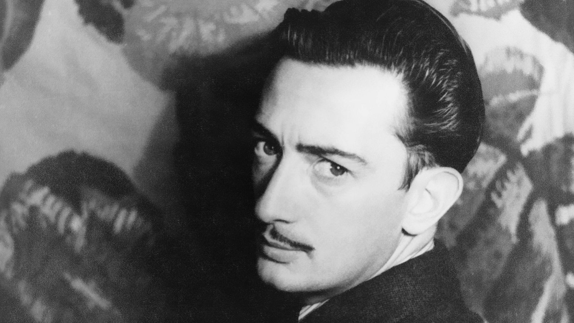 14. Salvador Dalí