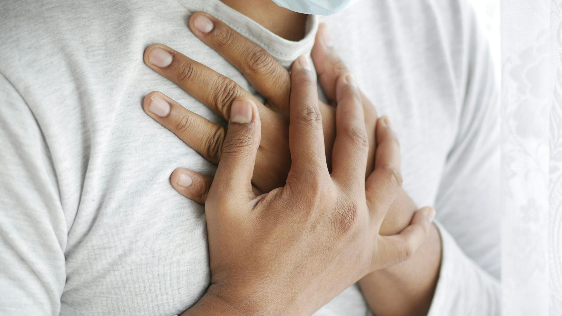 1. Battements cardiaques rapides (palpitations)