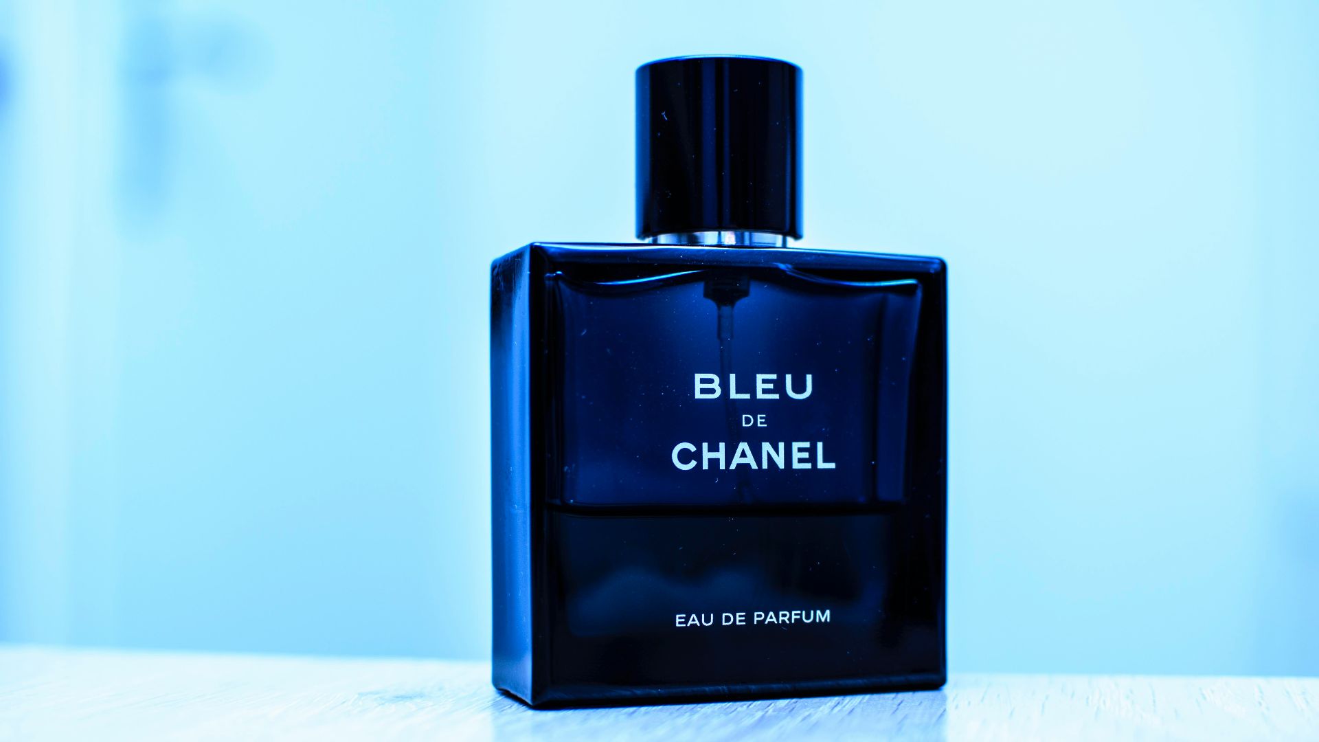 16. Ne portez jamais de parfum trop fort
