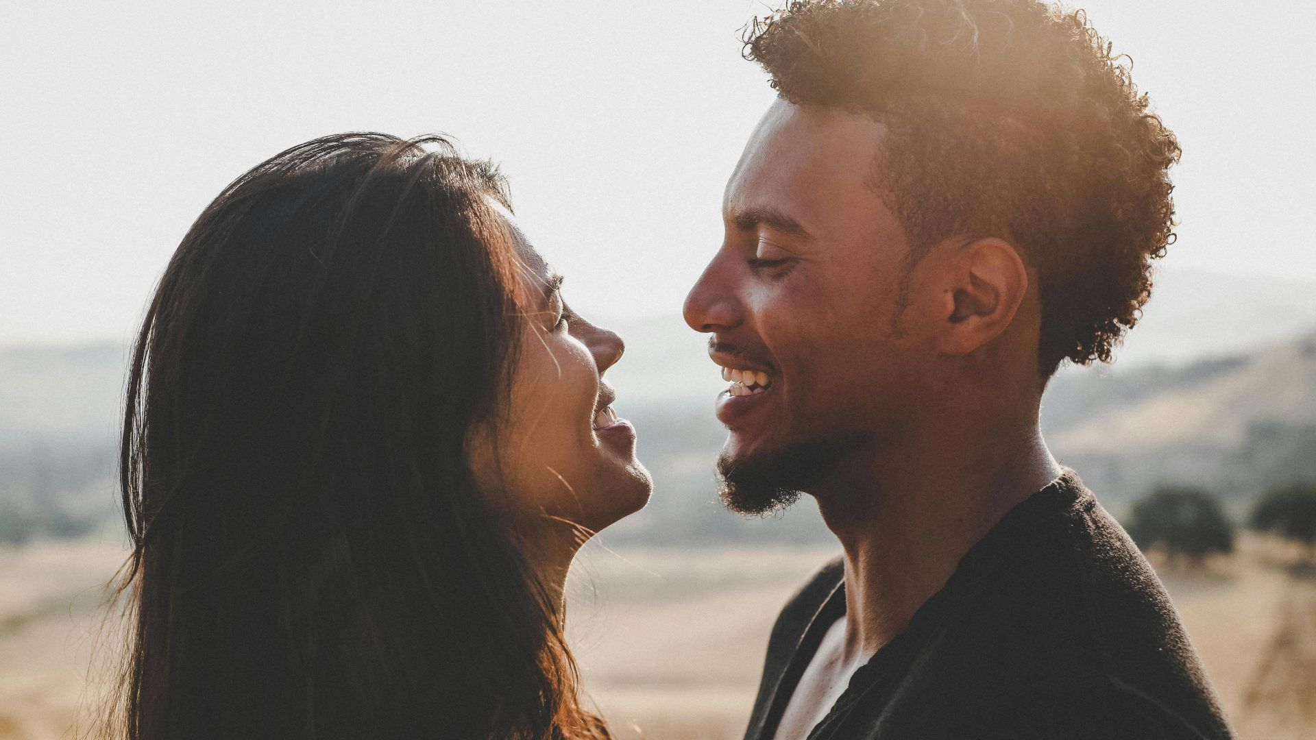 12. Il évite une conversation honnête