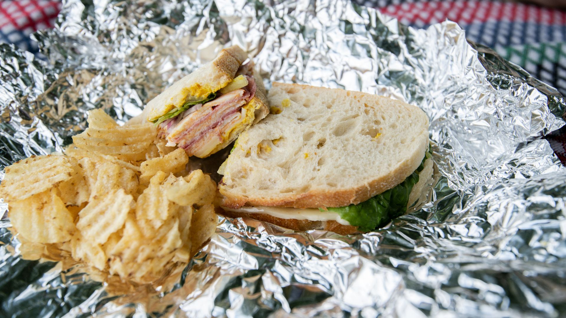 16. Saline, Michigan : les récipients alimentaires non lavés nécessitent un consentement écrit