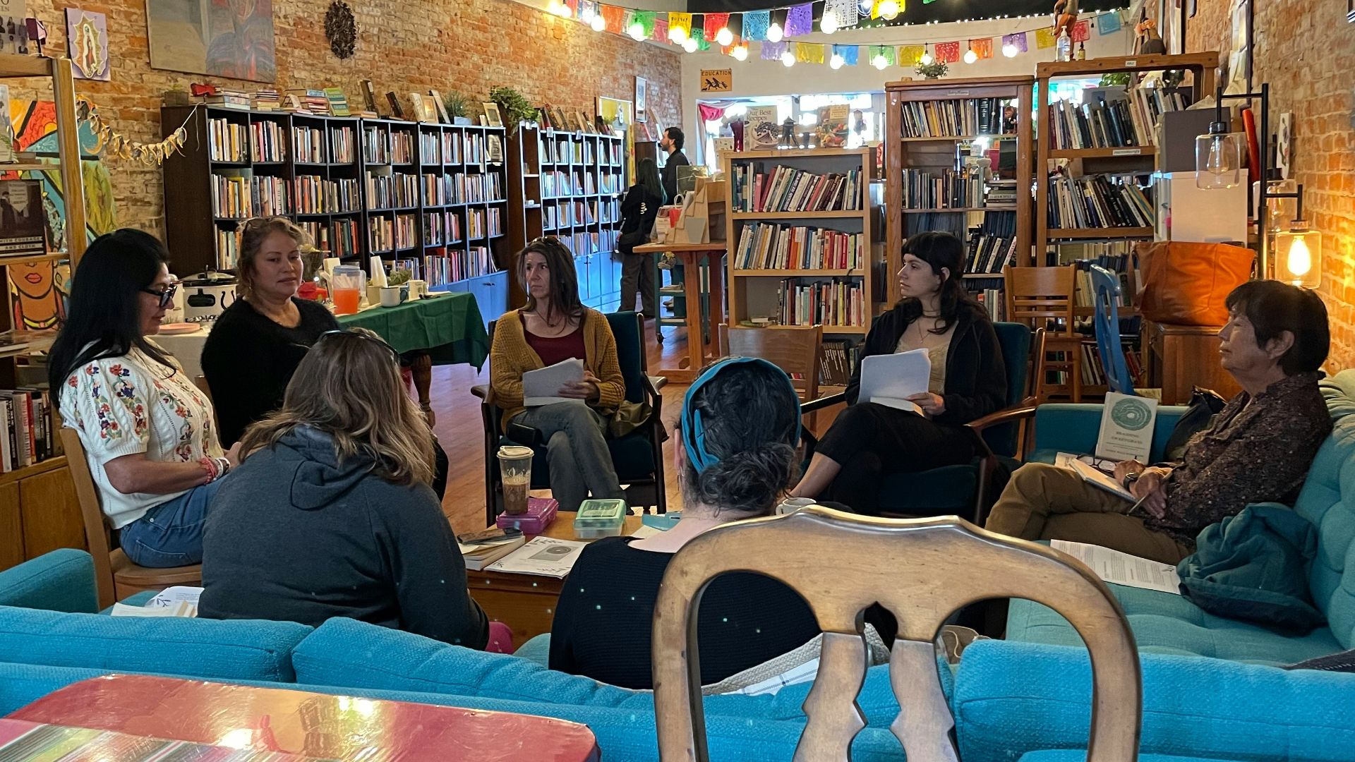 6. Participez à des clubs d'écriture ou à des rencontres locales