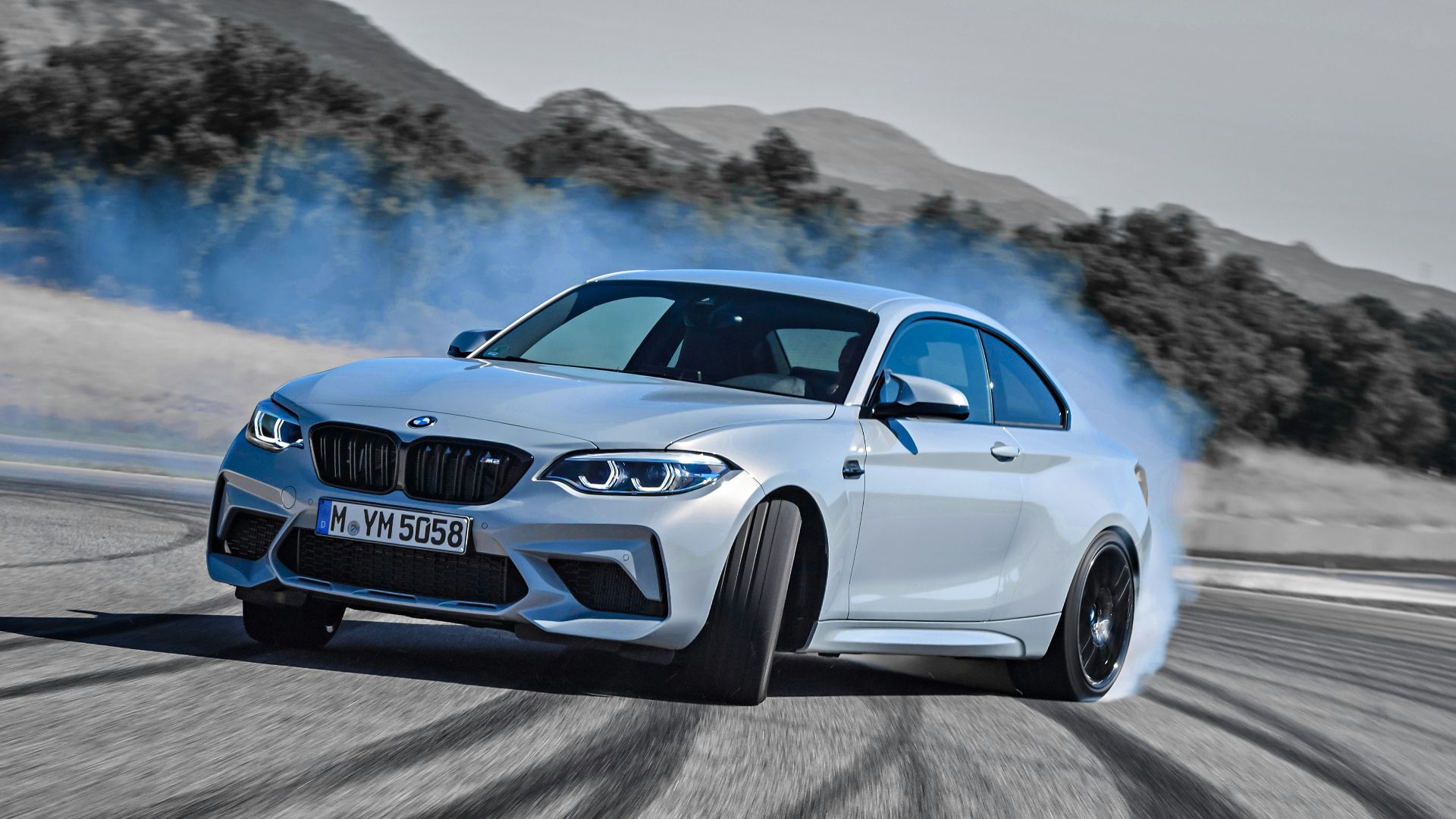 8. BMW M2
