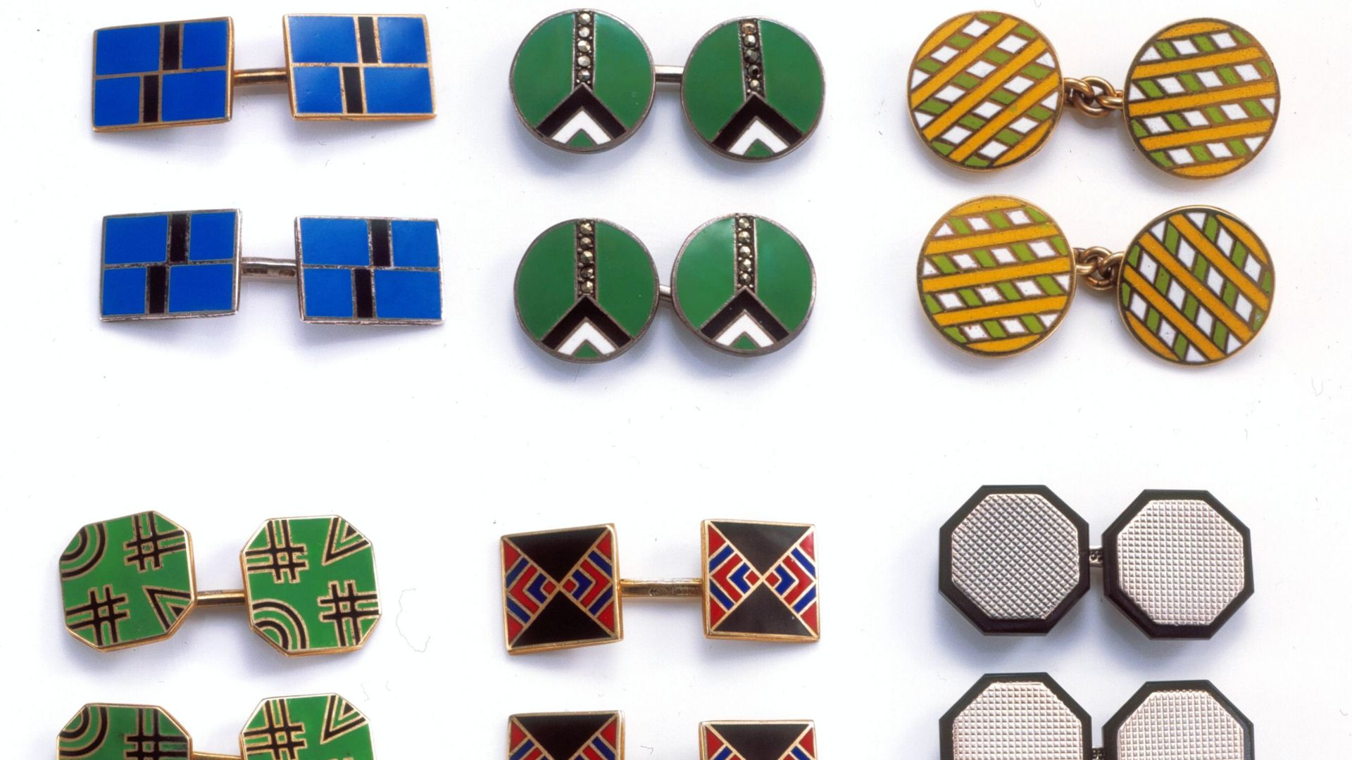 18. Boutons de manchette Art déco en émail (années 1930)
