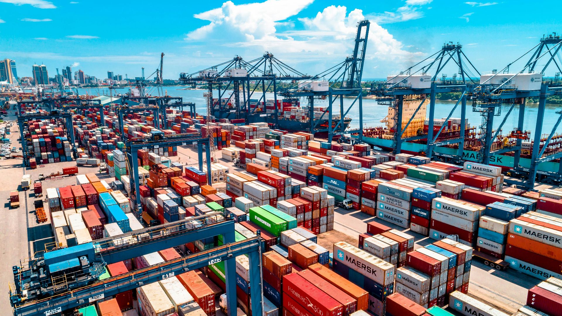 1. Invention du conteneur maritime (1956)