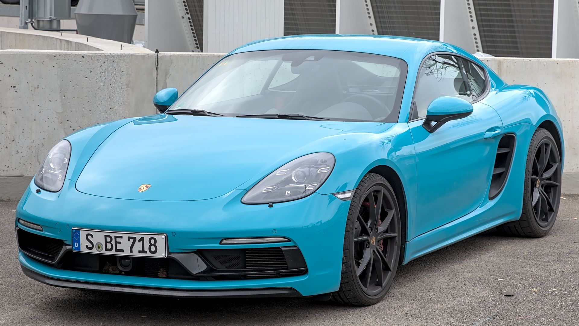 19. Porsche 718 Cayman