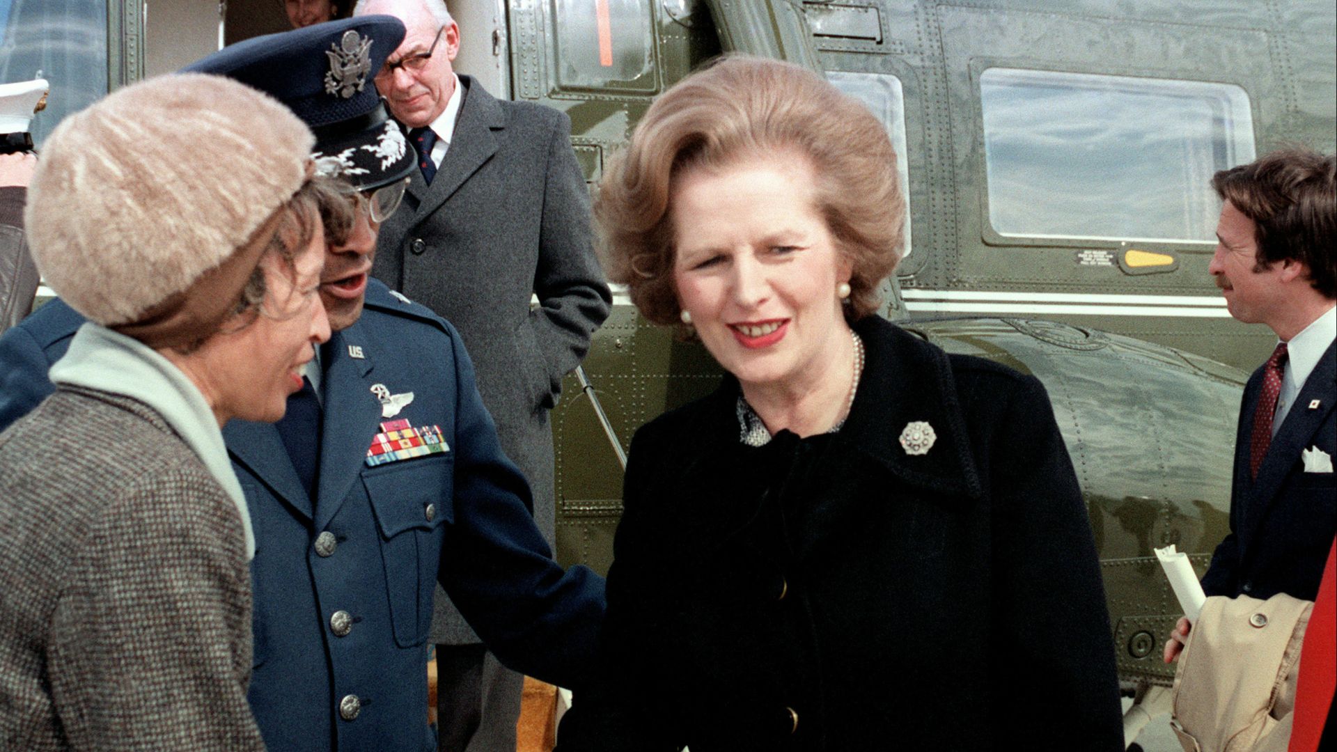 14. Thatcher refuse de négocier avec l'IRA  