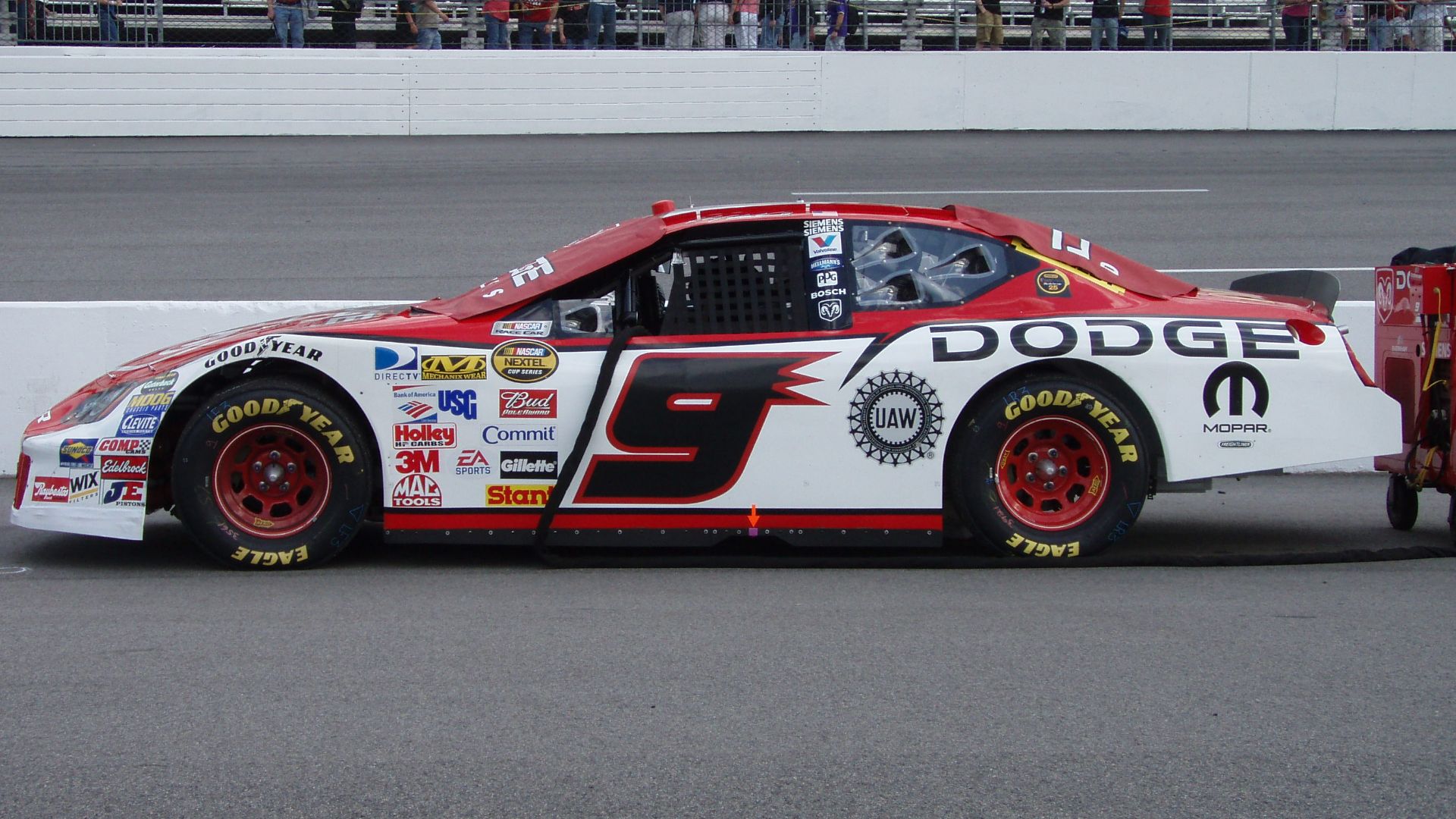 18. Kasey Kahne #9 Dodge Dealers 2006
