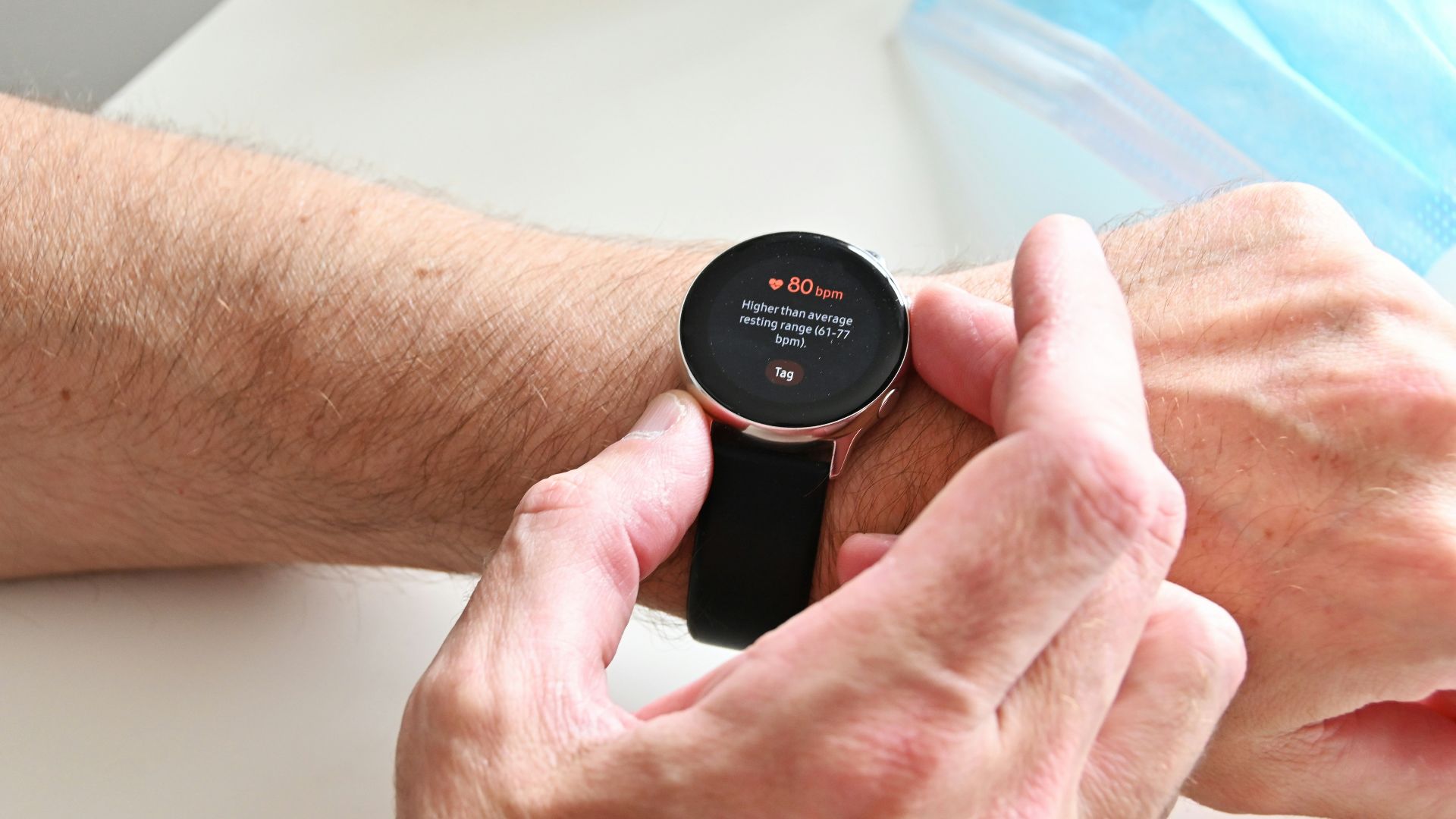 6. Montre connectée avec suivi de la santé