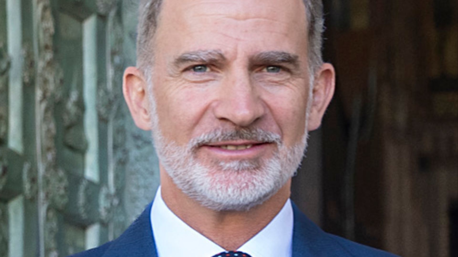 9. Les détails en fil d'or de Felipe et Letizia