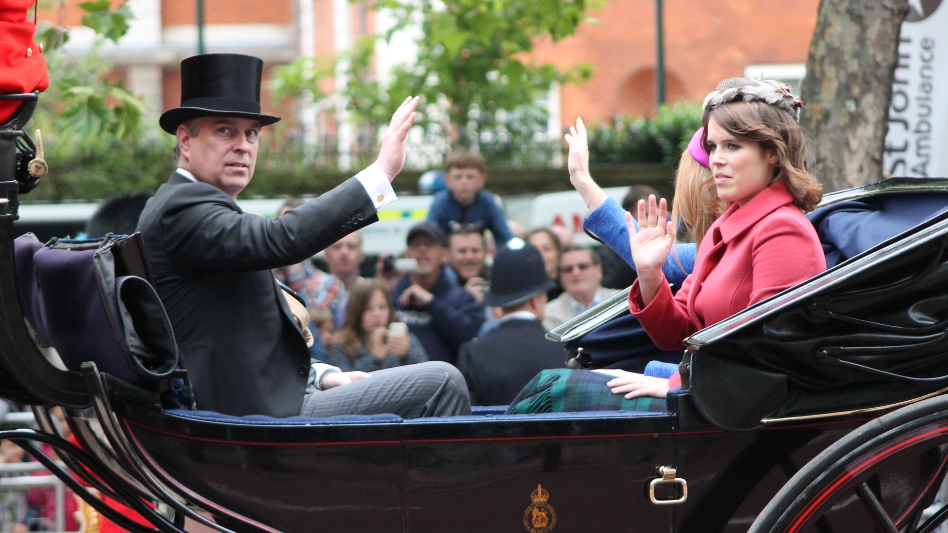 13. Le prix de la couture d'Andrew et Sarah