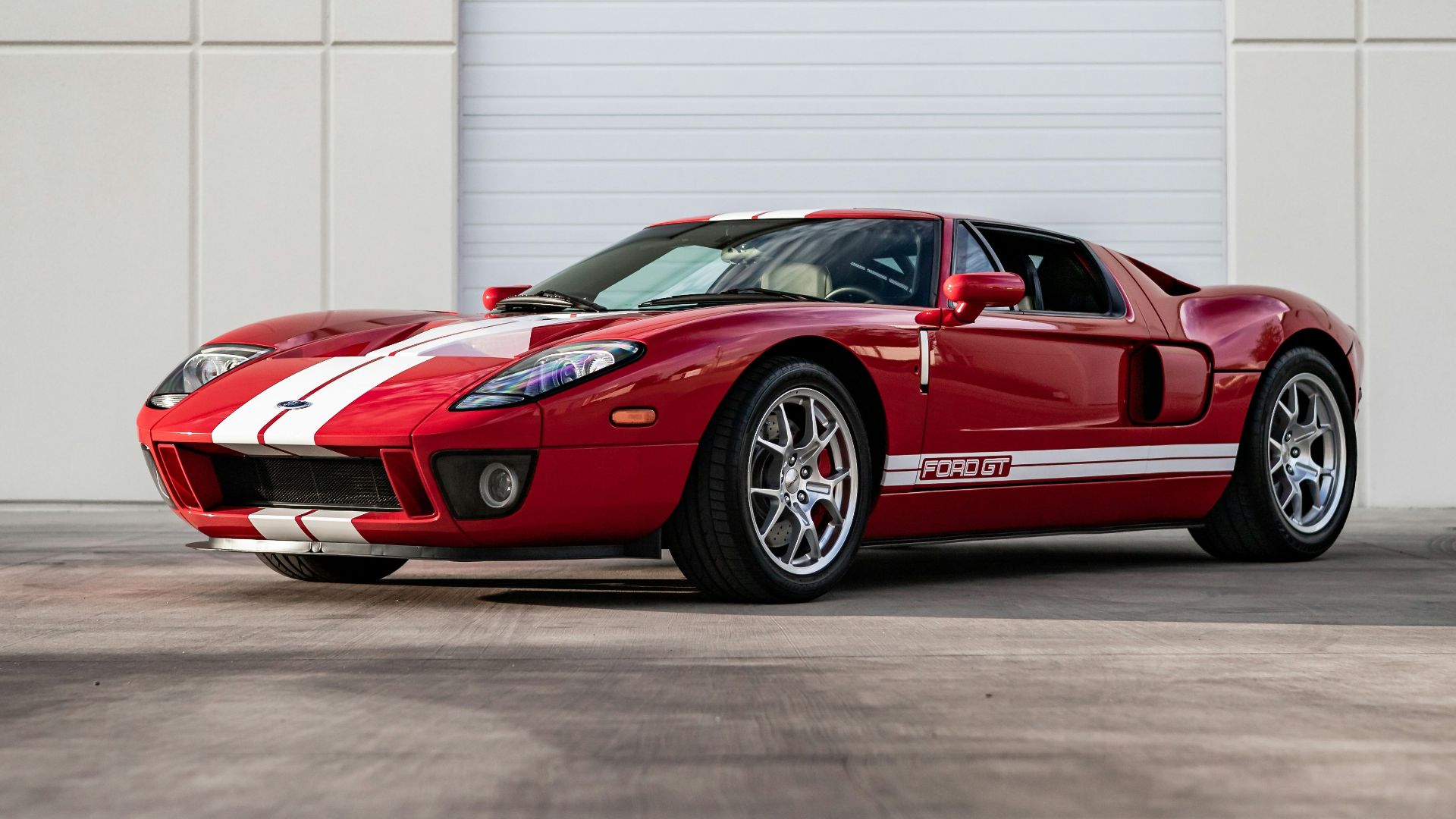 7. Ford GT (2005-2006)