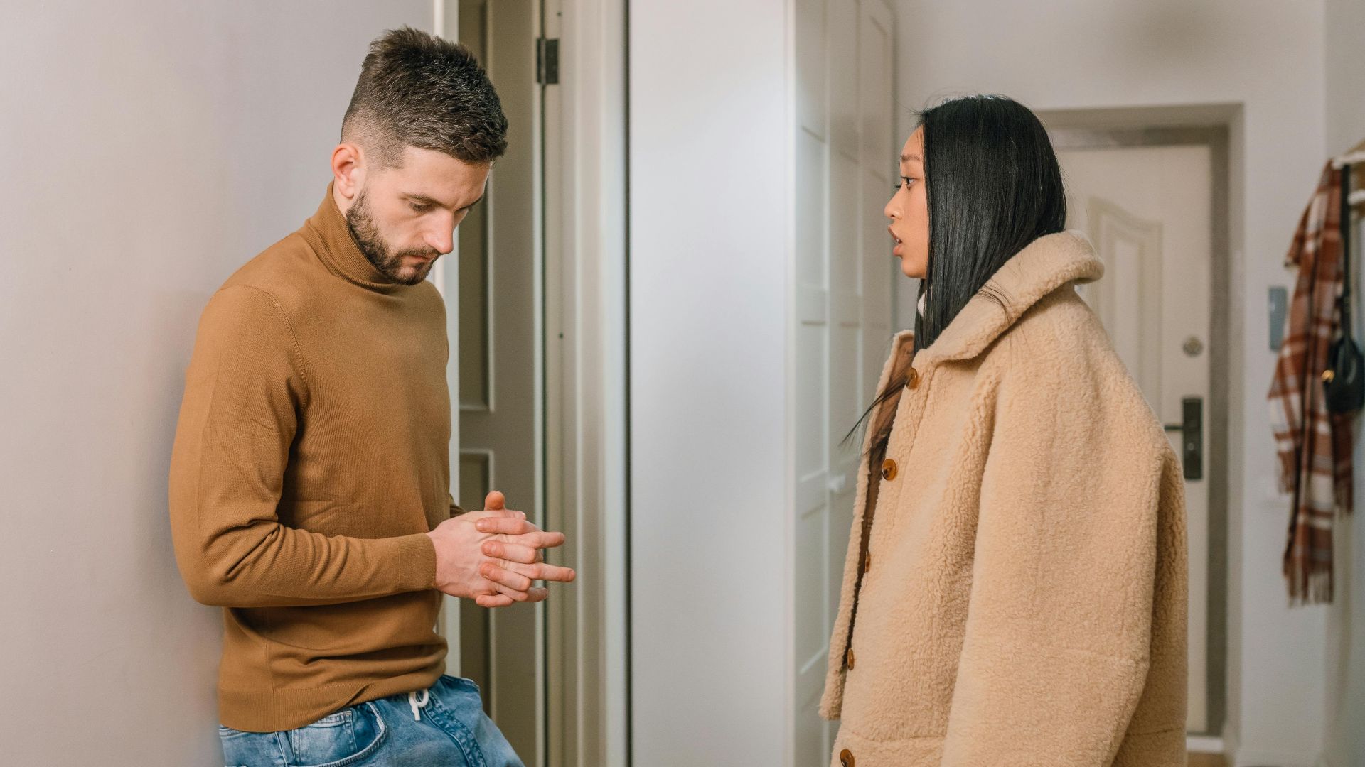 4. Arrêtez de rivaliser avec elle pour attirer son attention
