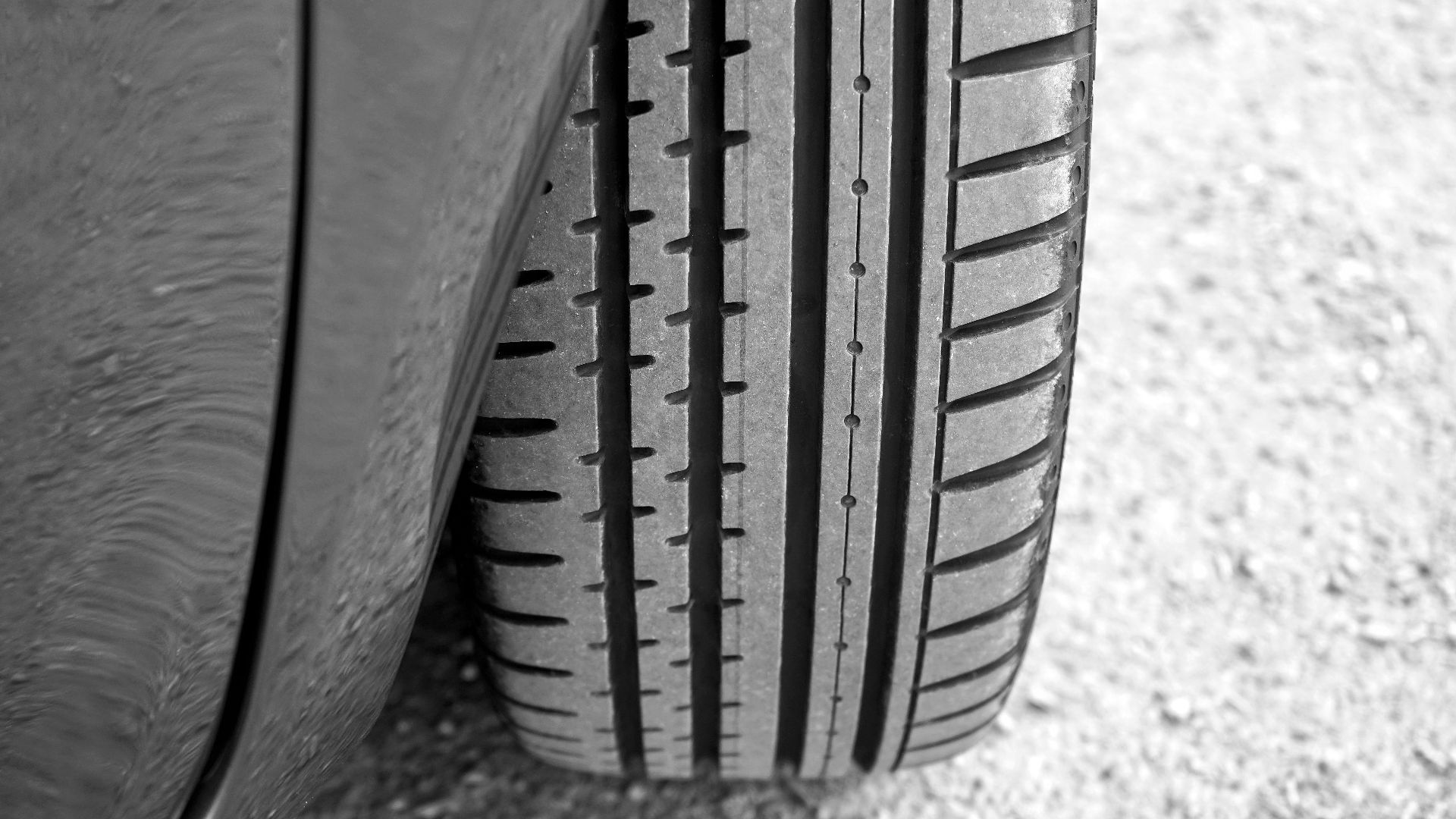 9. Pneus radiaux Firestone 500