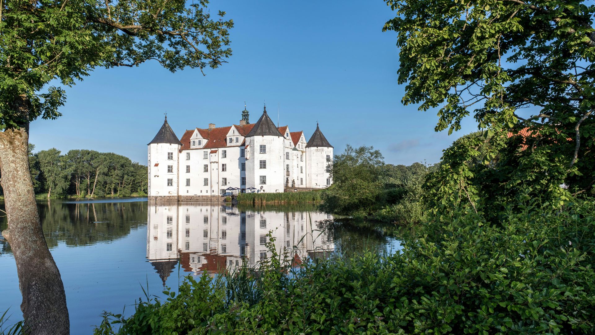 2. Château de Glücksburg