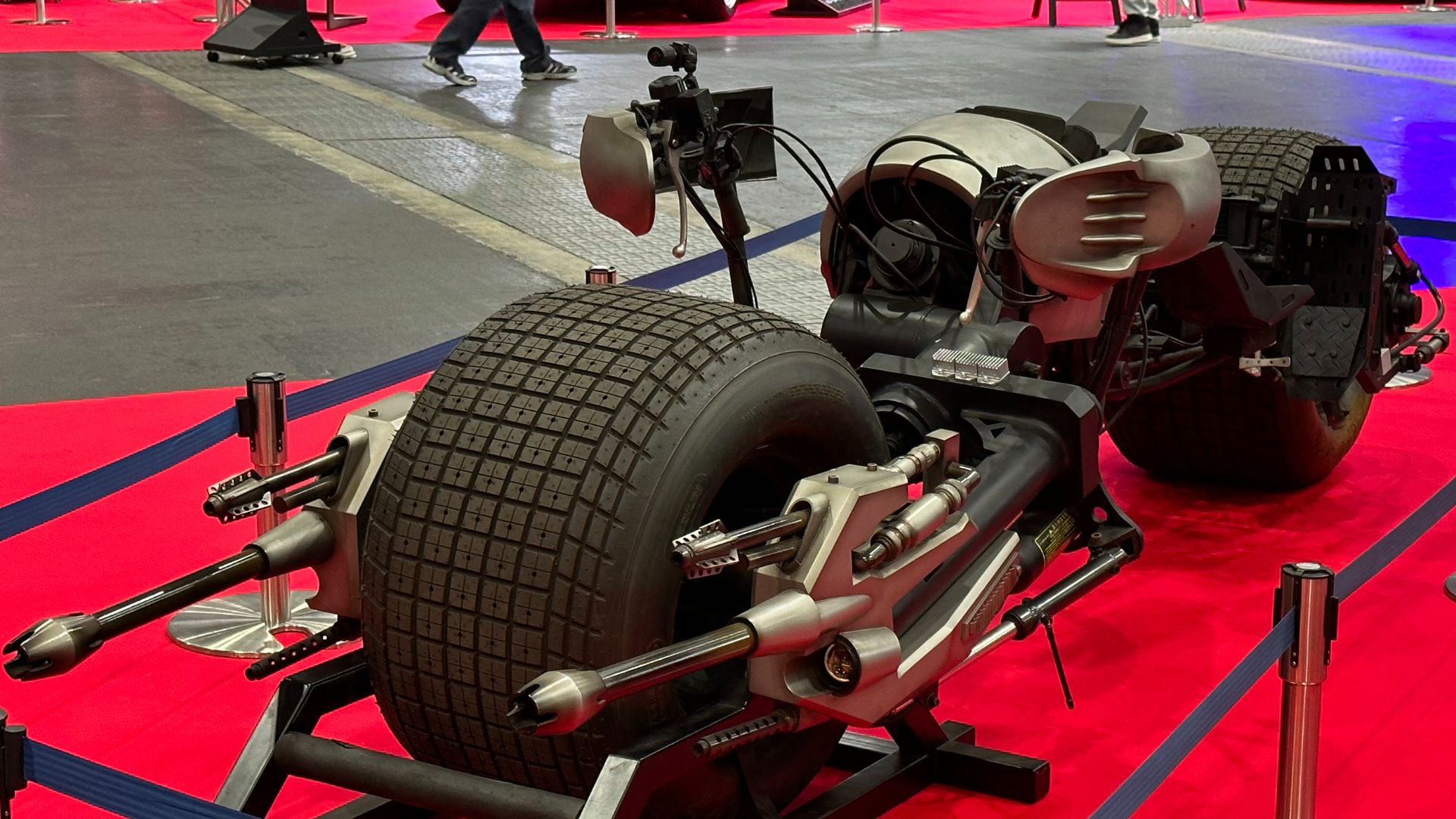 8. La Batpod s'éjecte