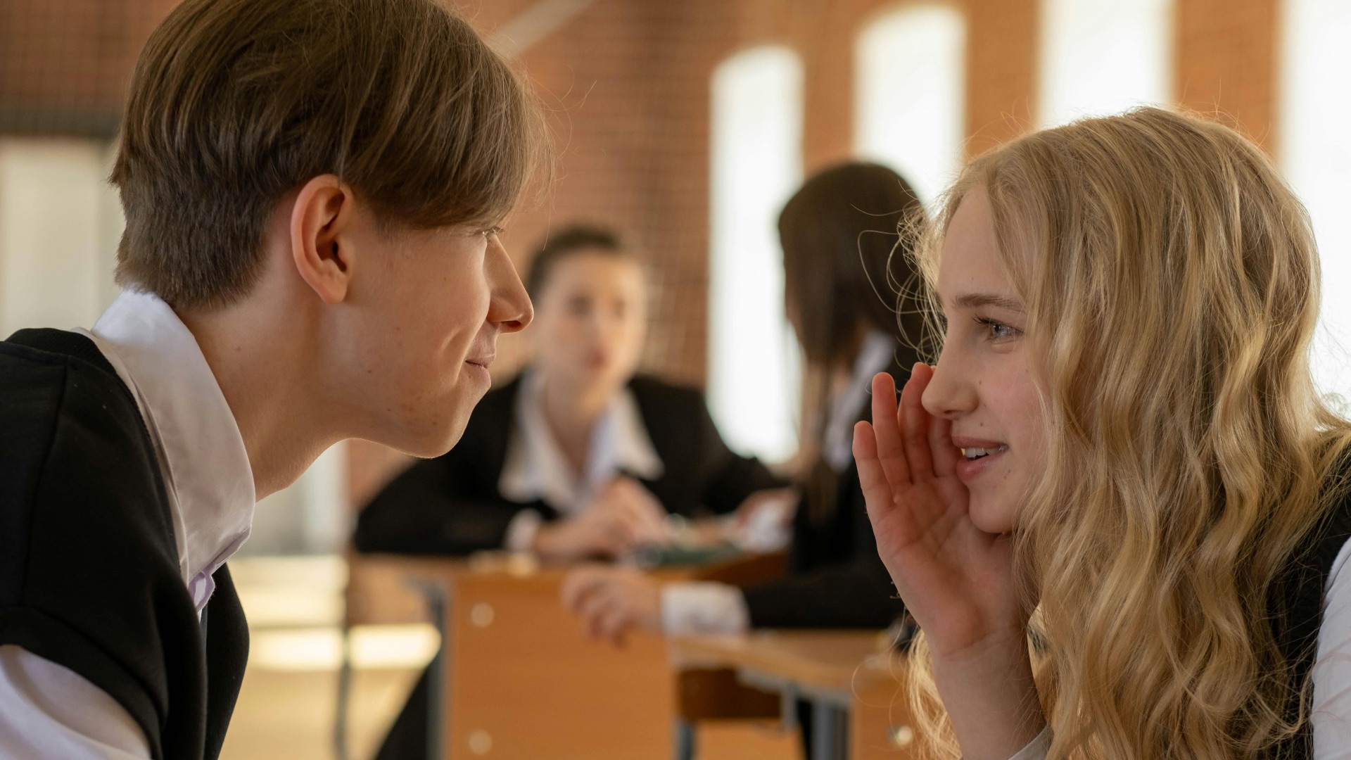 6. « Sans pression, mais voudrais-tu que je te présente quelqu'un que je connais ? »