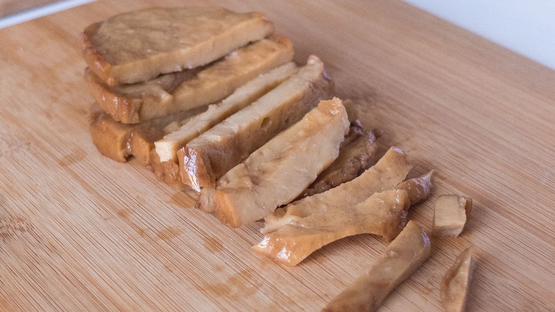 14. Seitan (gluten de blé vital, préparé)