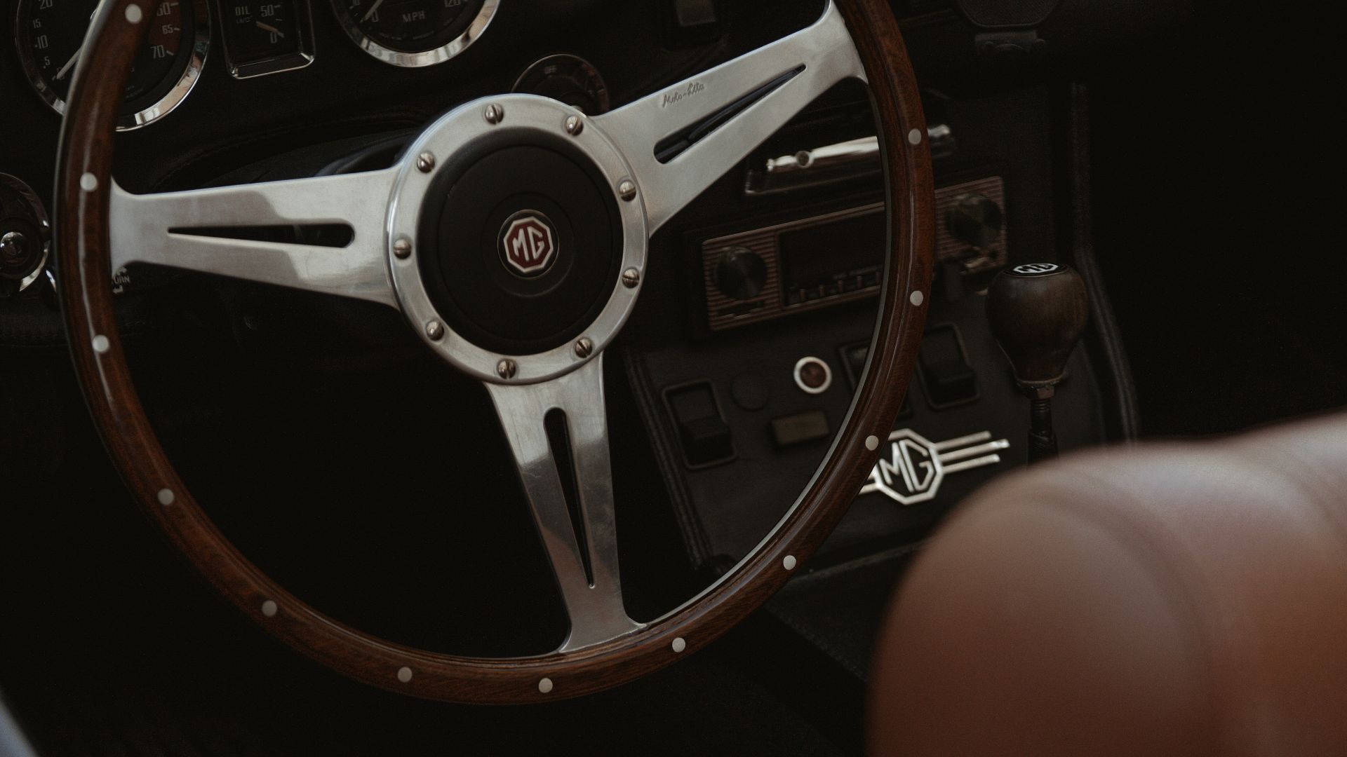 6. Revêtement en cuir pour volant