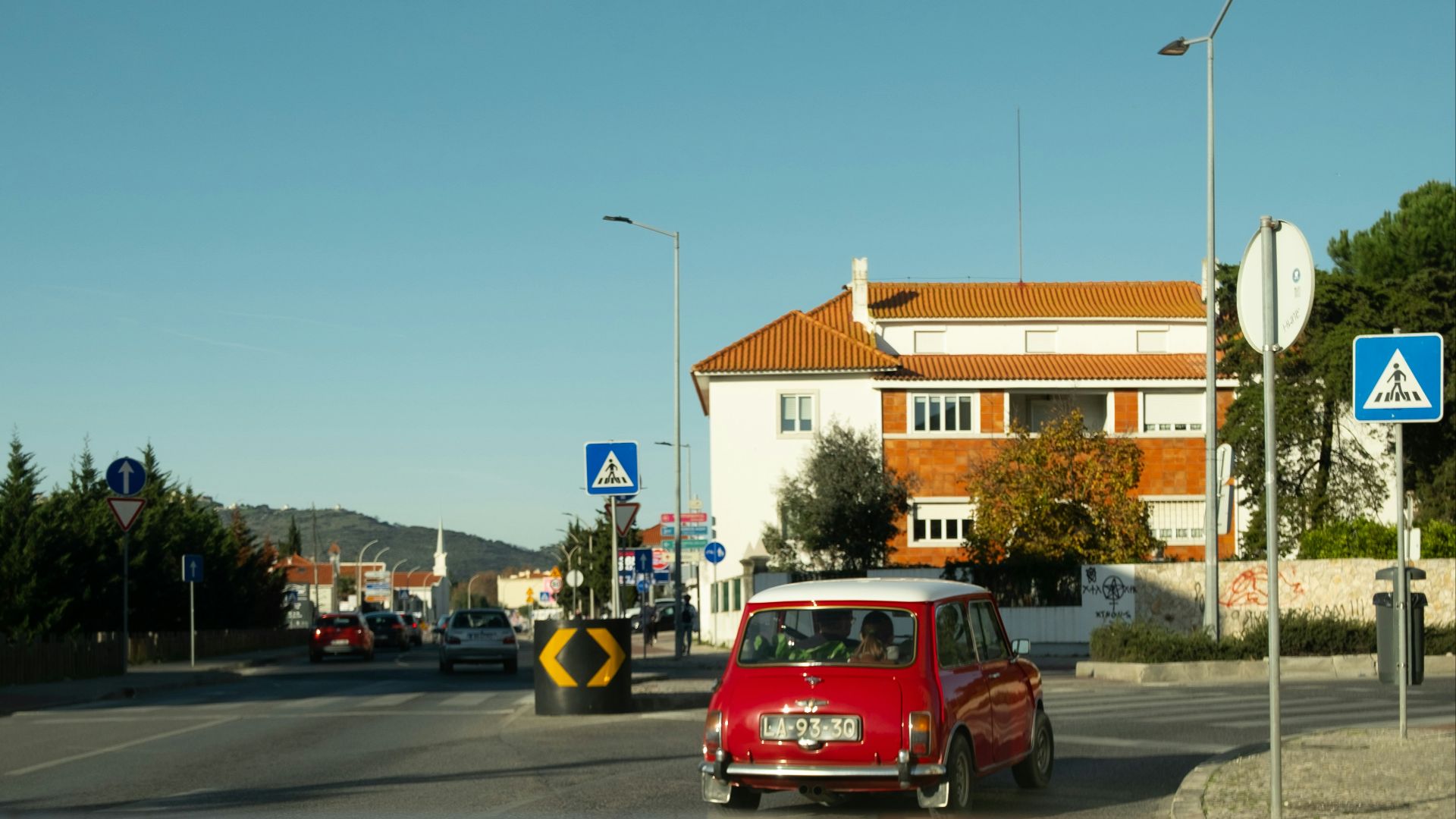 13. Tourner largement dans la mauvaise voie