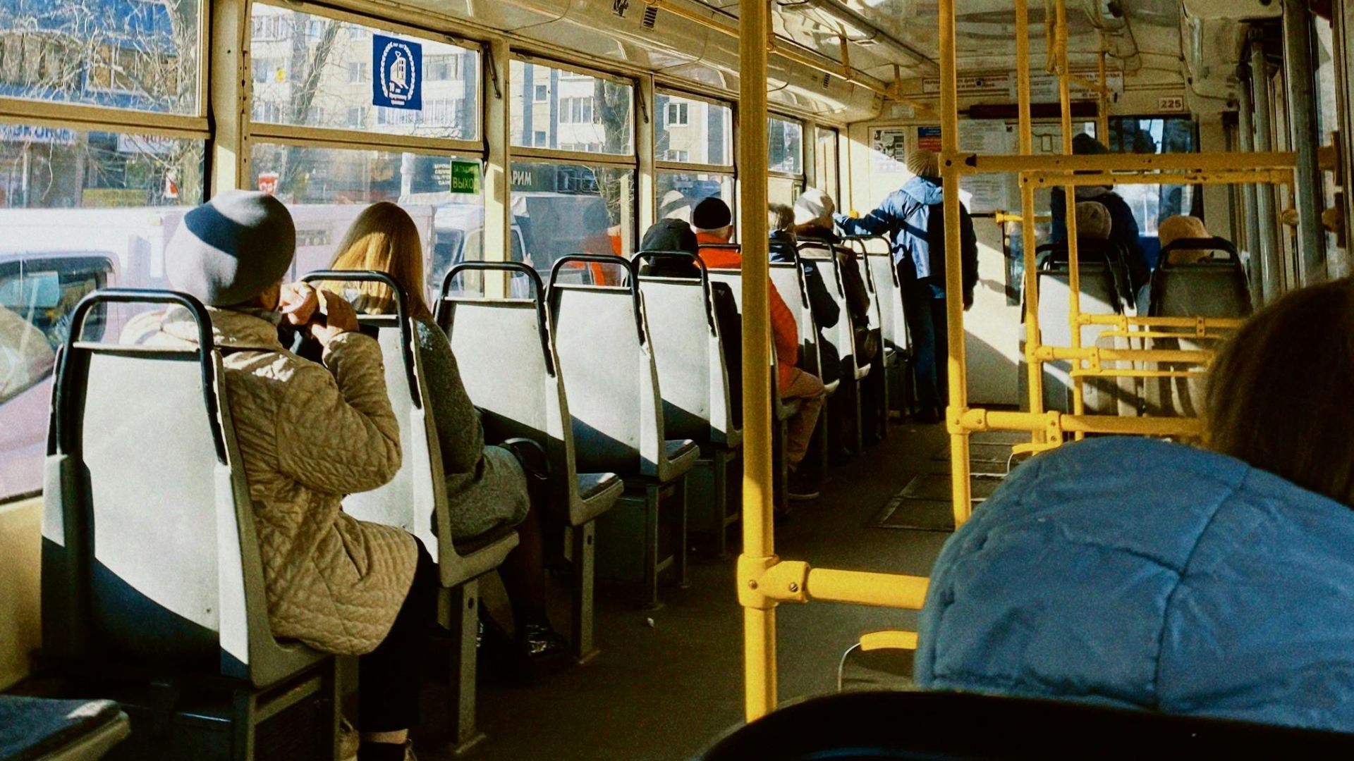 8. Sièges inconfortables et ergonomie