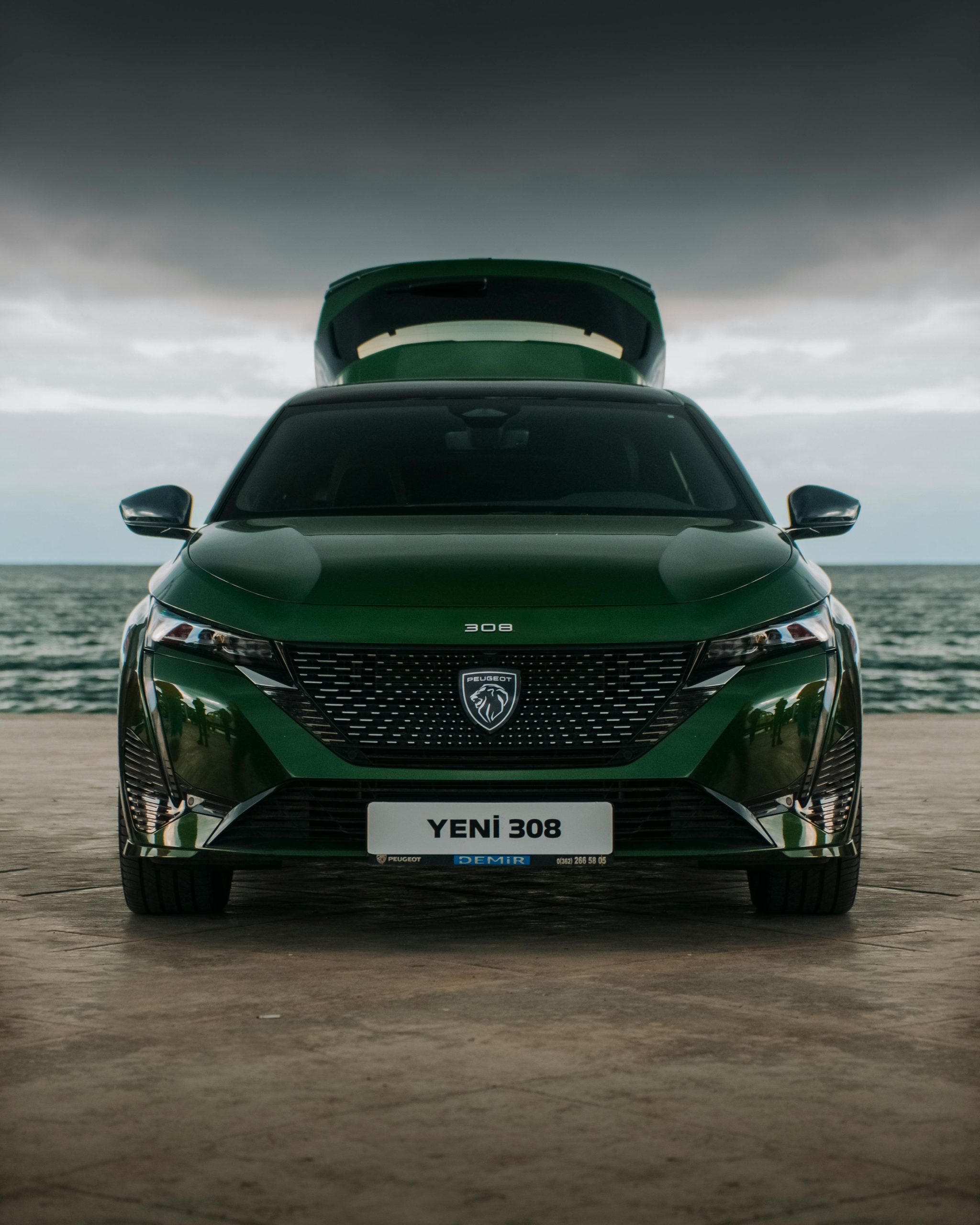 12. La Peugeot 308