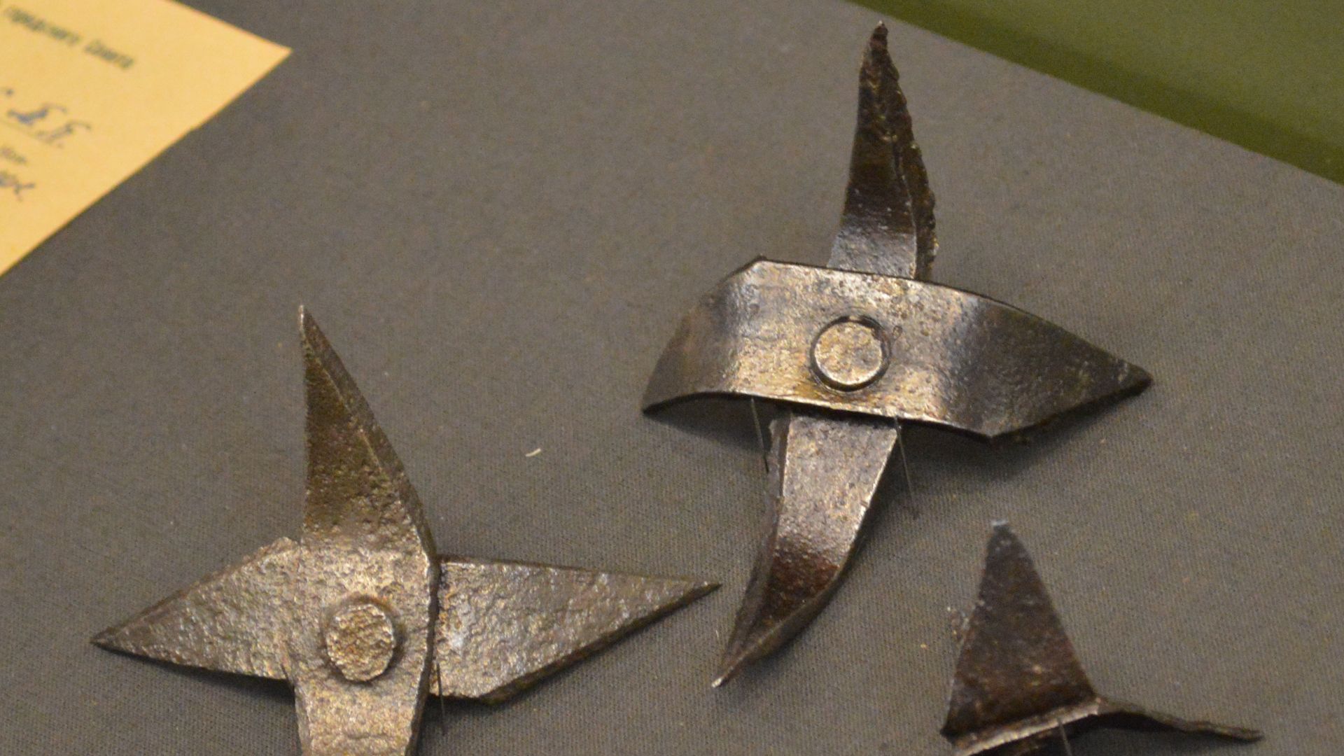 15. Caltrops