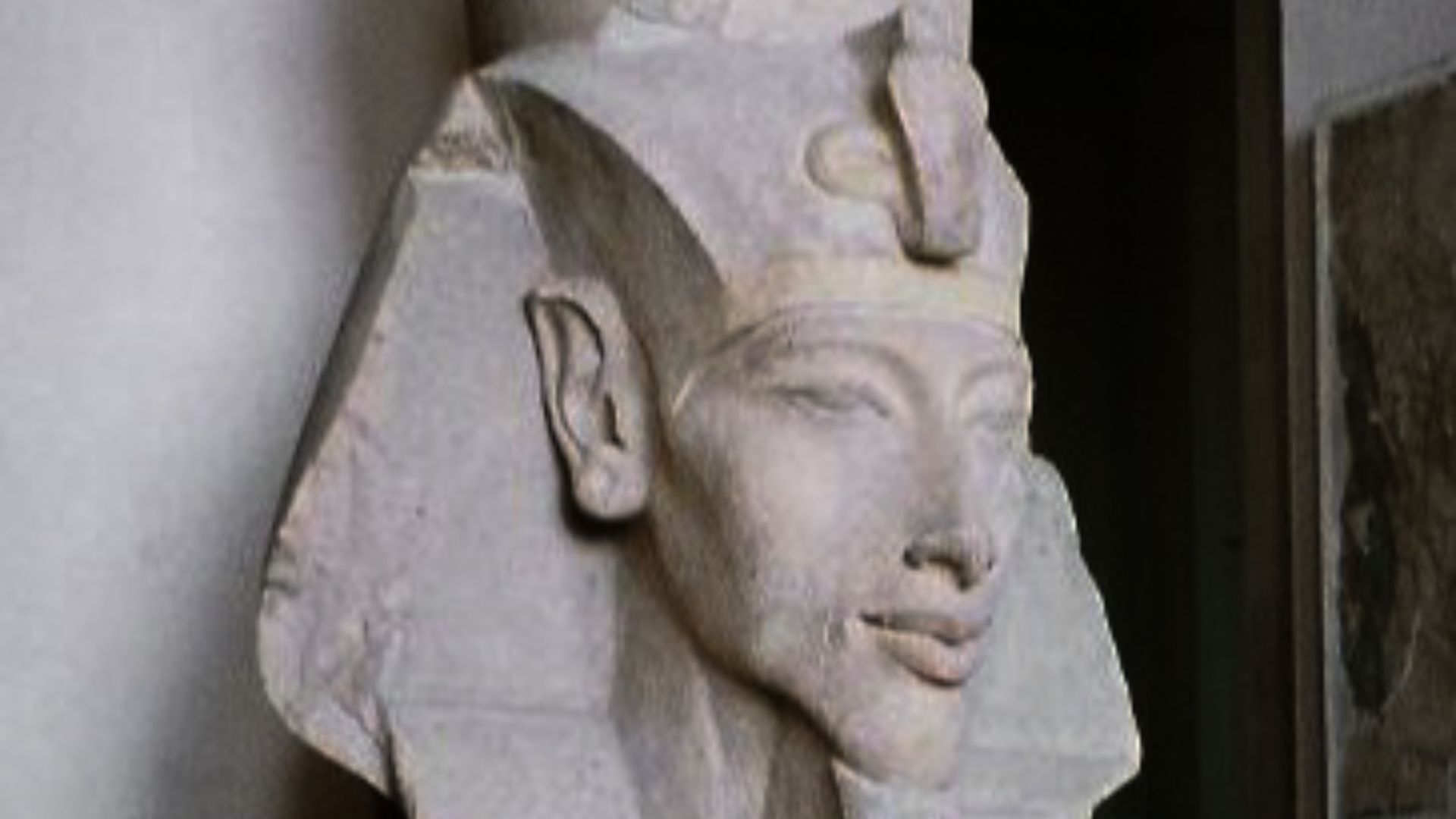 4. Akhenaton d'Égypte