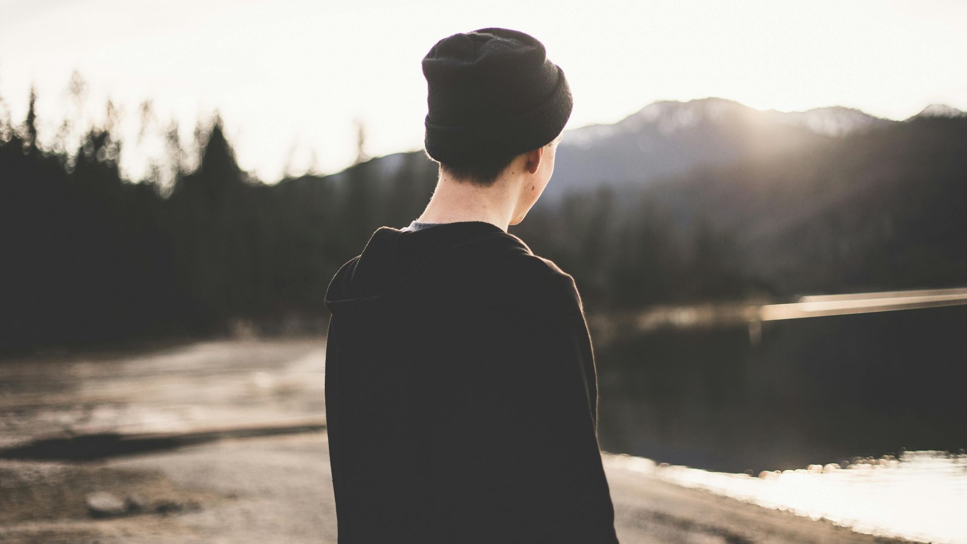 1. Elles cessent de considérer le temps passé seul comme une punition