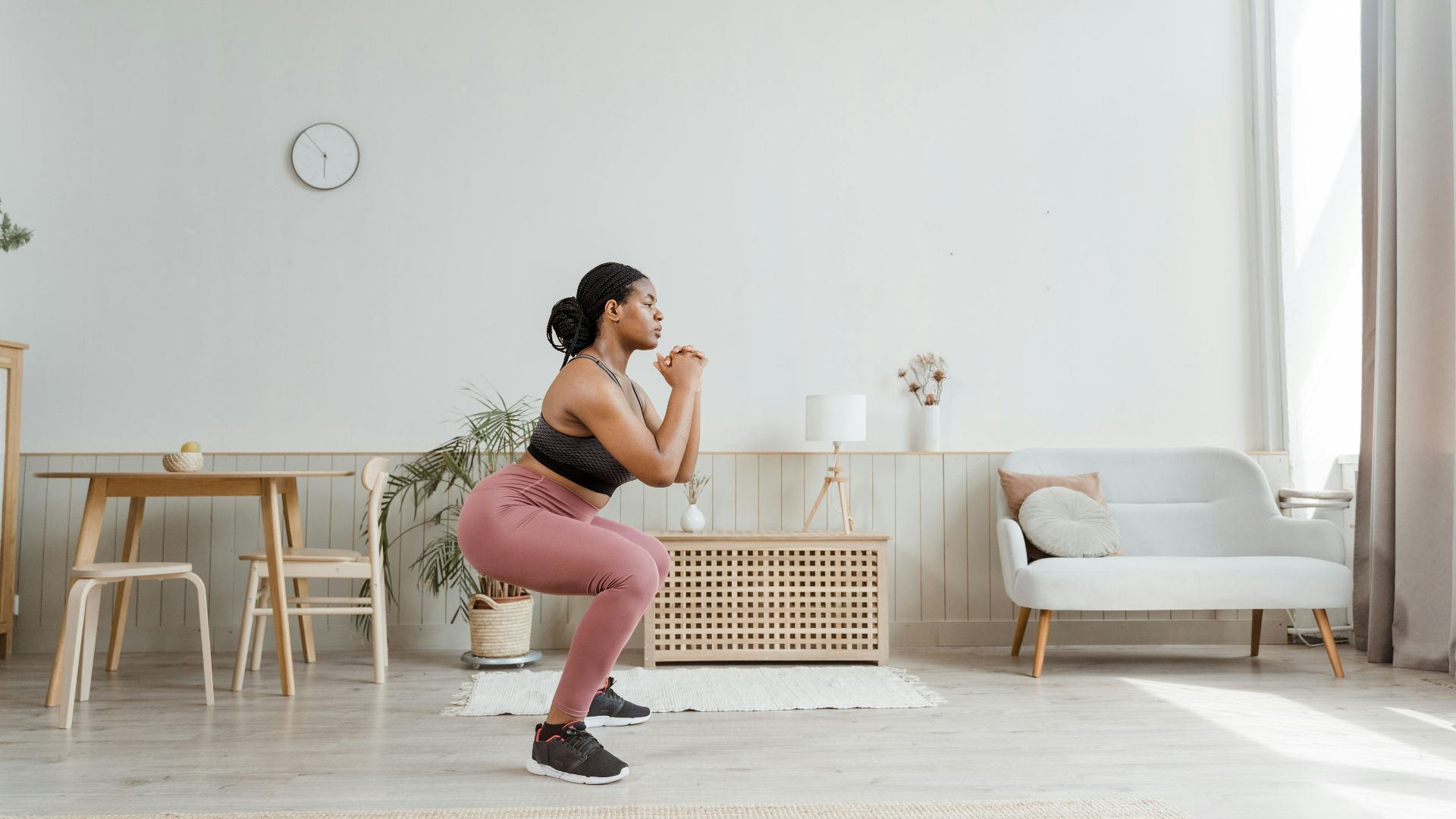 1. S'asseoir et se lever d'une chaise