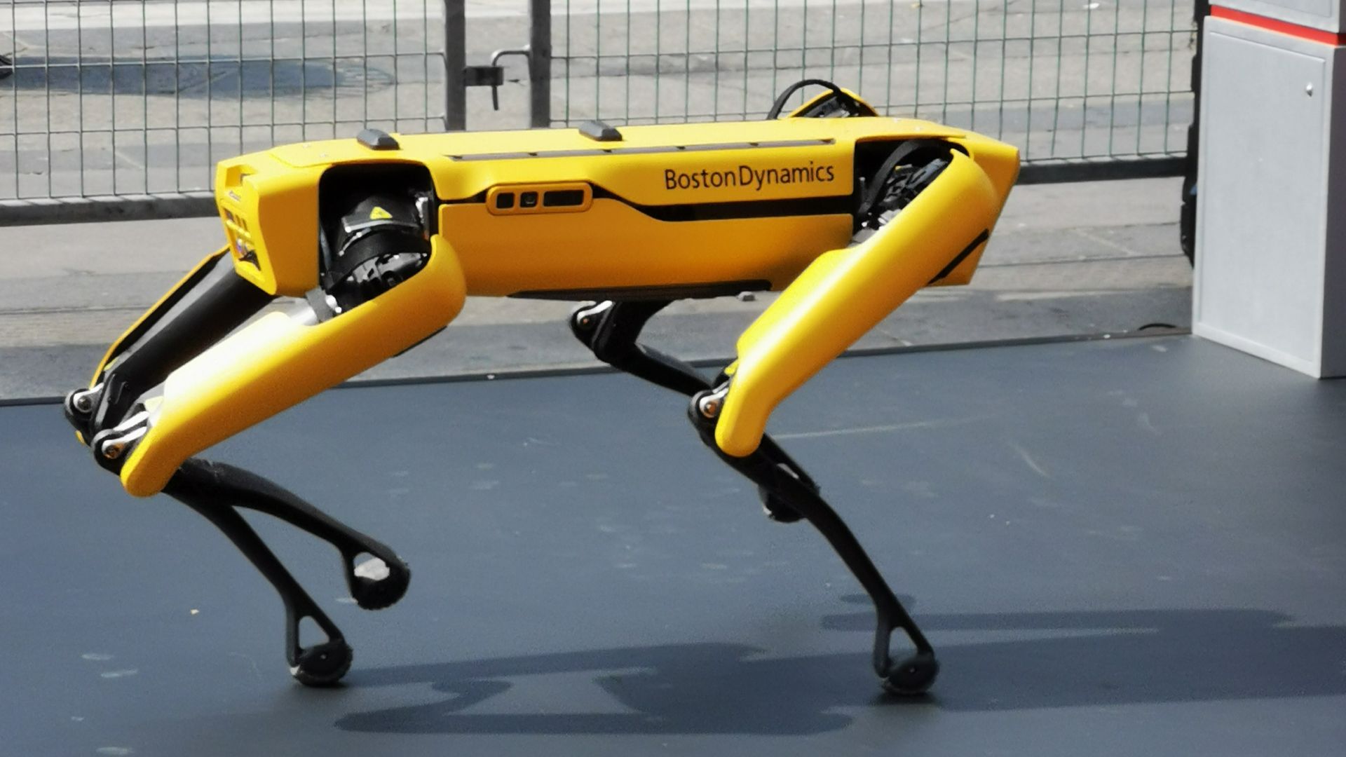 18. Acquisition de Boston Dynamics Robotics