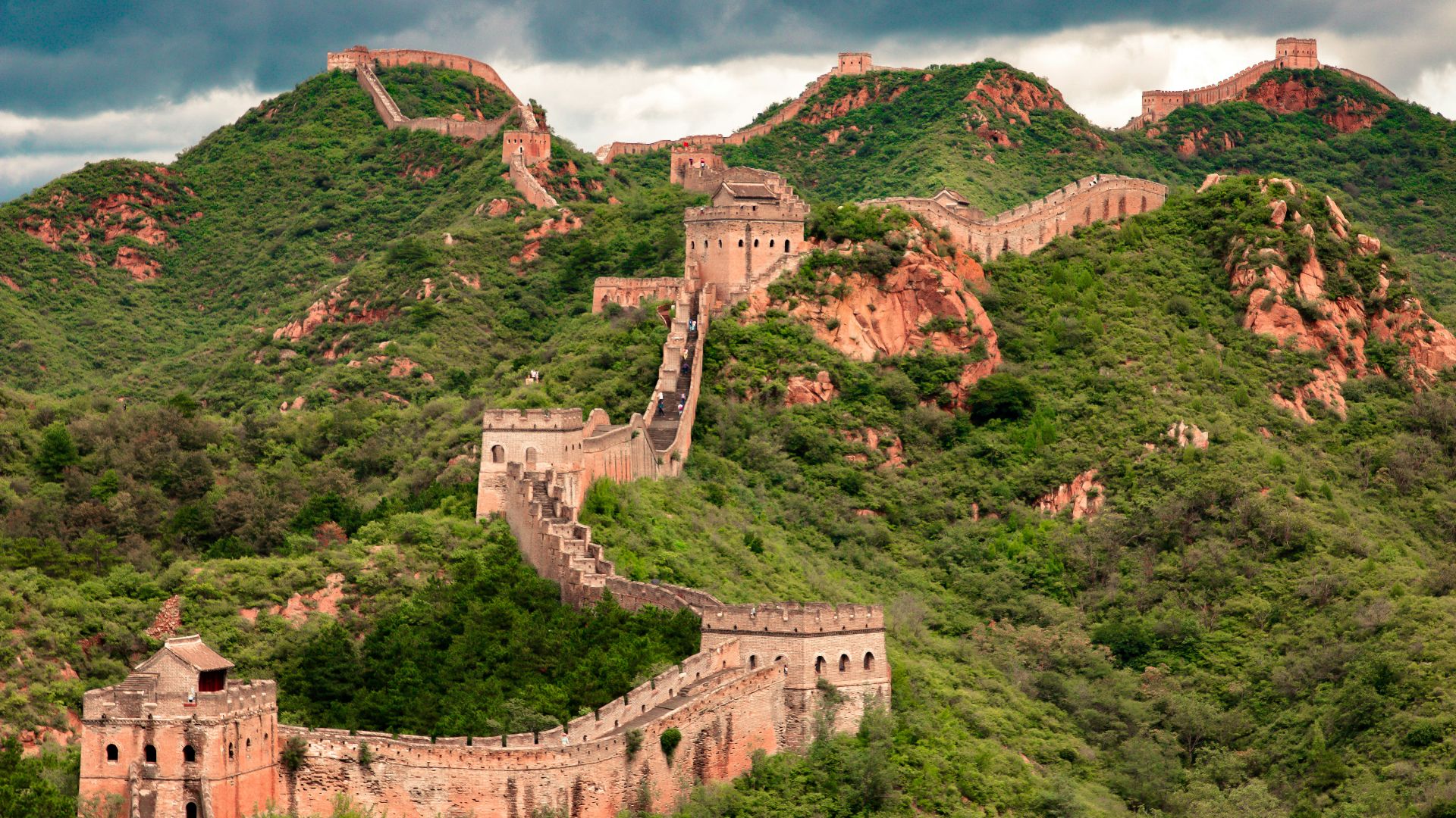 6. La Grande Muraille de Chine est visible depuis l'espace à l'œil nu