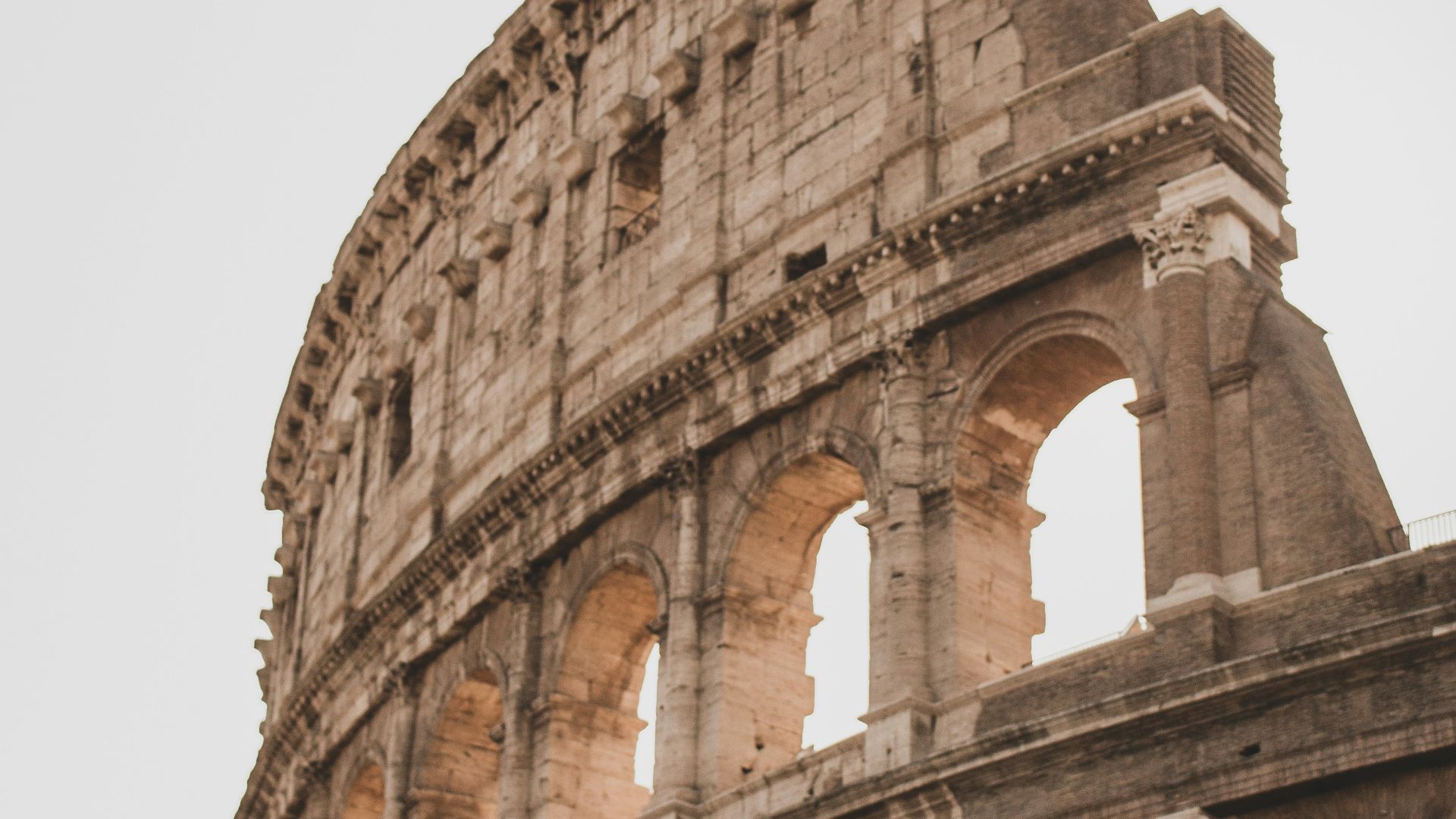 9. Rome est tombée parce que les gens sont devenus trop paresseux et décadents