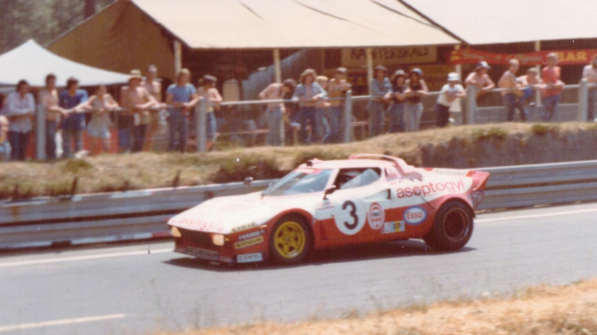 13. 1976 - André Haller