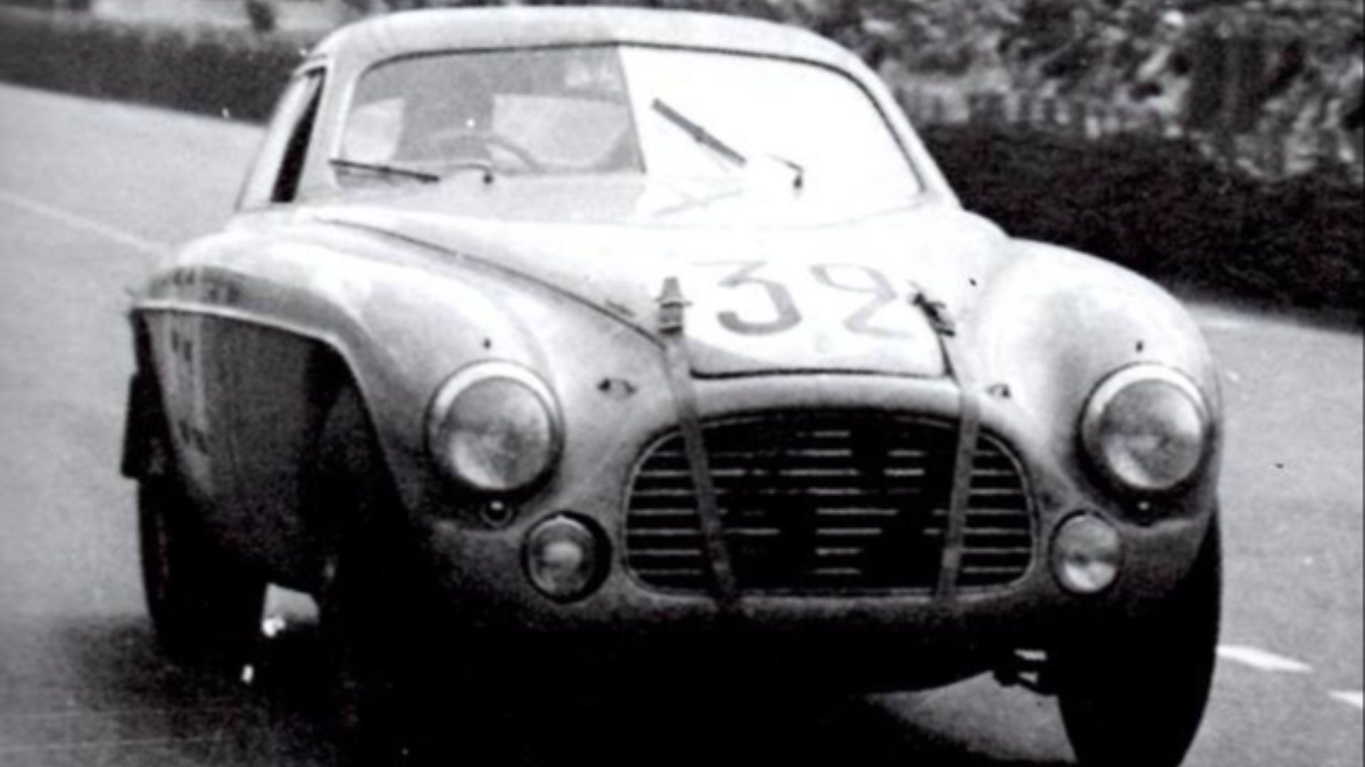 18. 1951 - Jean Larivière