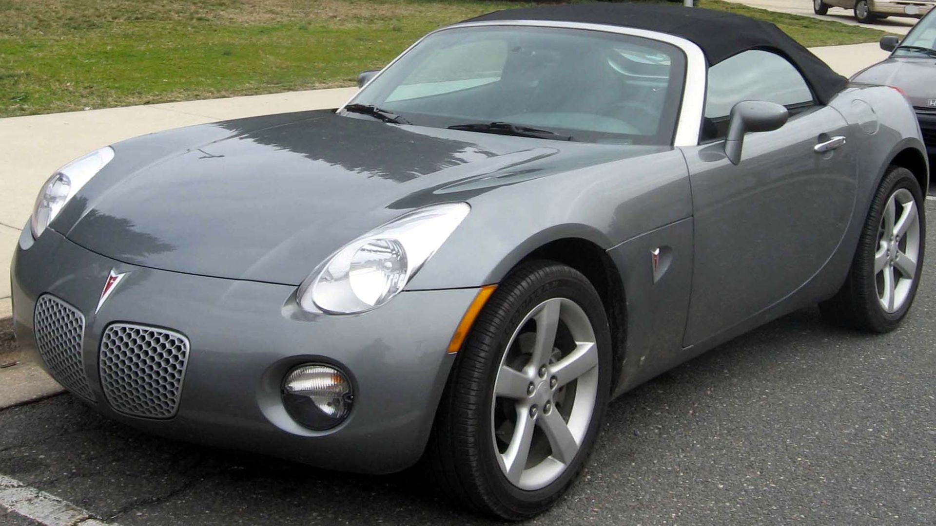9. Pontiac Solstice