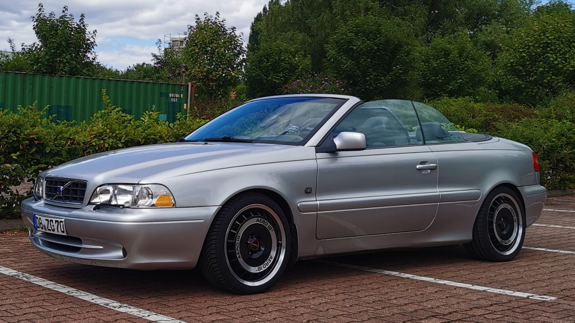 17. Volvo C70
