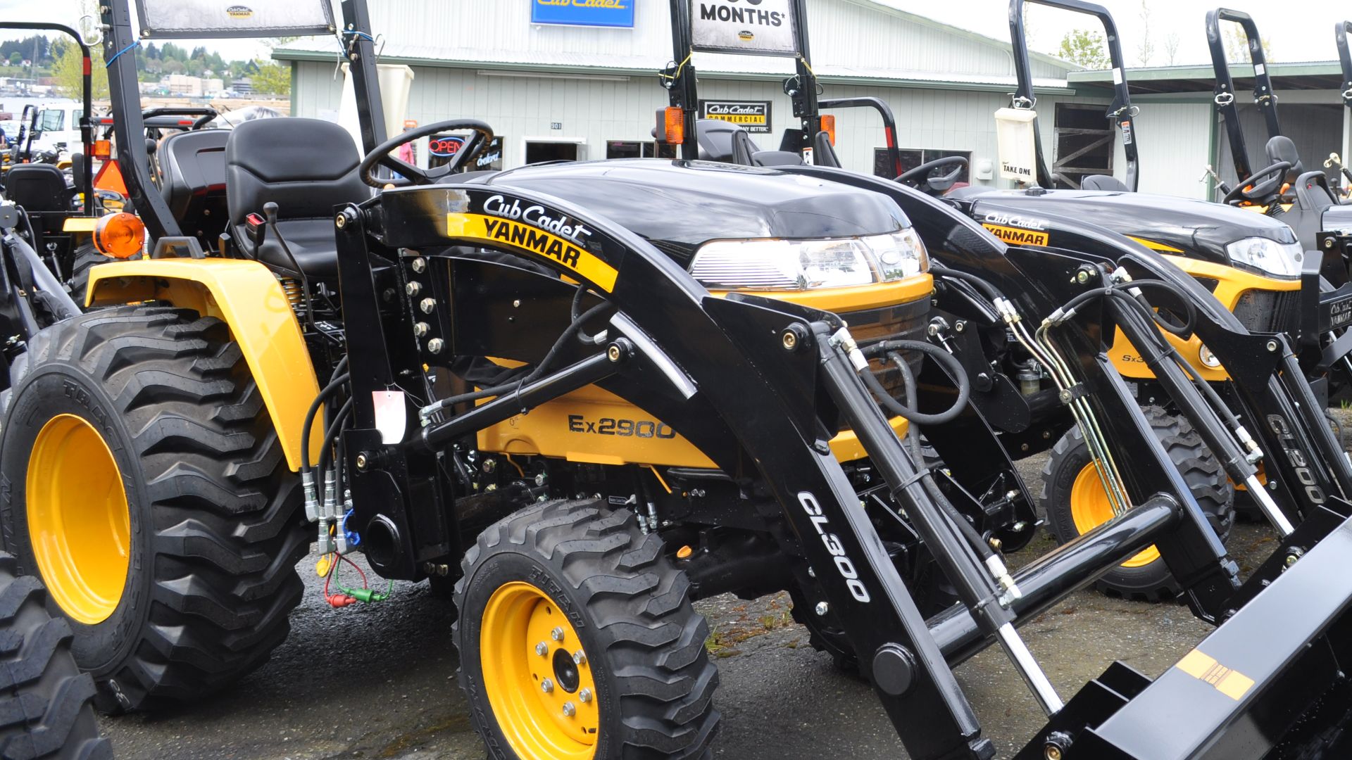 4. Cub Cadet Ultima ZT1 50