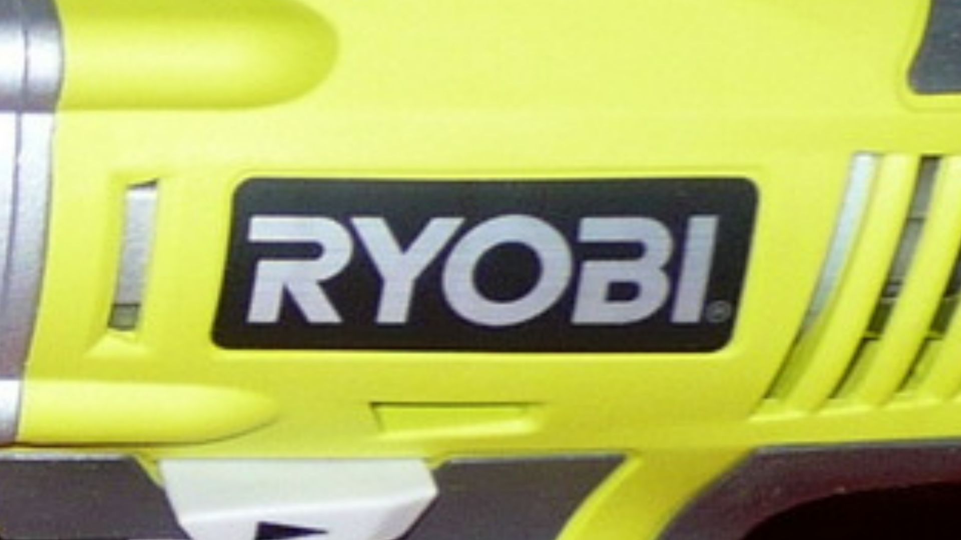 6. Ryobi RYRM8034