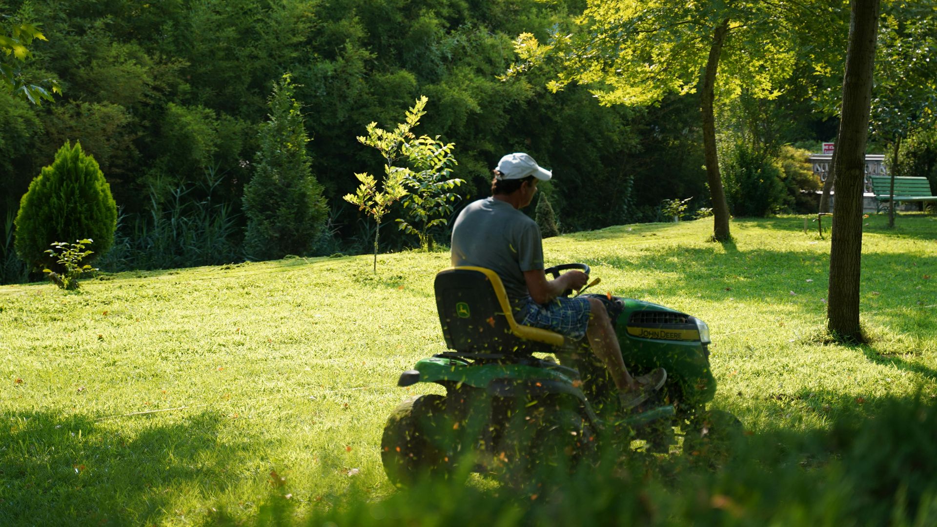 5. Ariens IKON XD