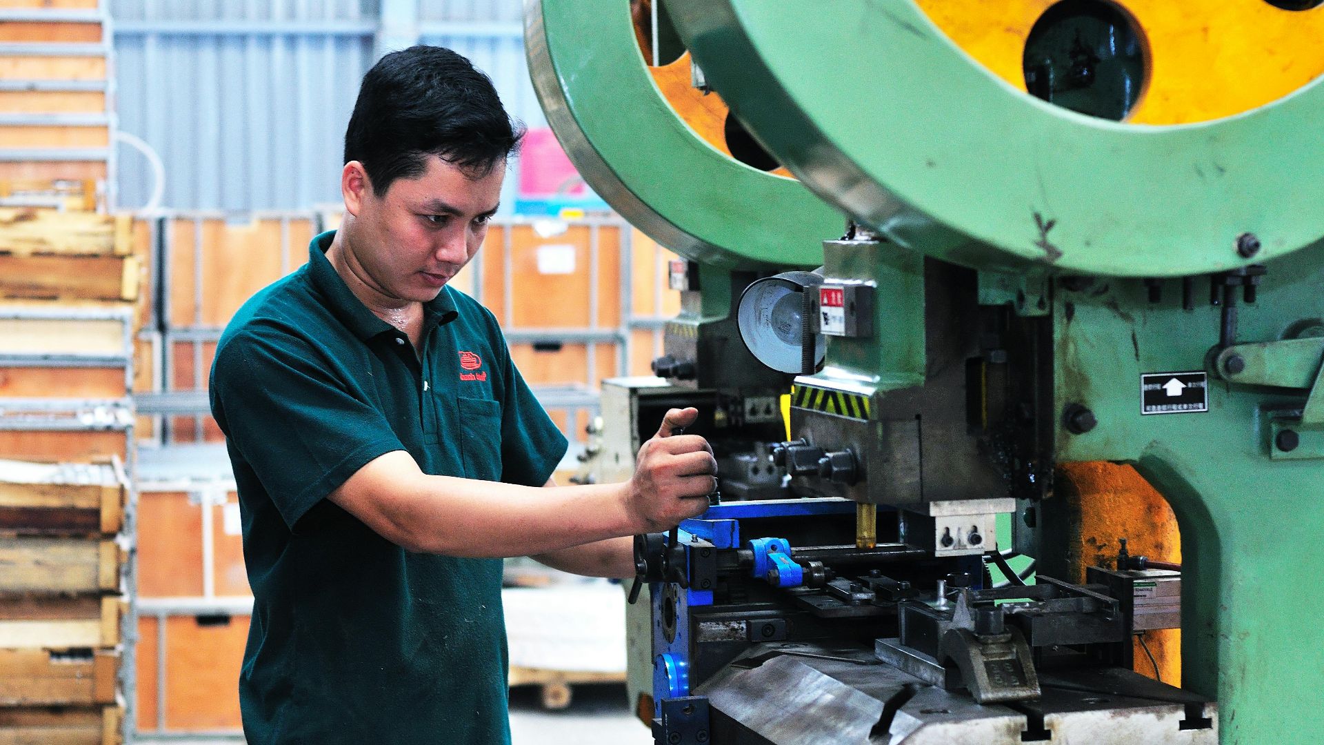 5. Ouvrier d'usine